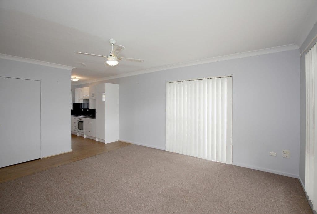 11 Lampe Avenue, Wagga Wagga NSW 2650, Wagga Wagga - Thumbnail 4