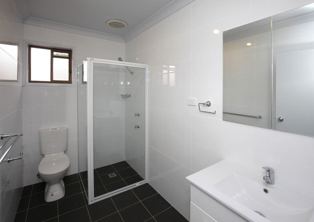 11 Lampe Avenue, Wagga Wagga NSW 2650, Wagga Wagga - Thumbnail 6