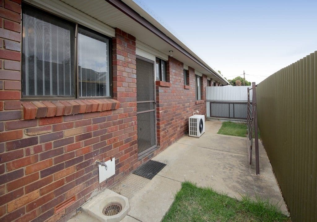 11 Lampe Avenue, Wagga Wagga NSW 2650, Wagga Wagga - Thumbnail 8