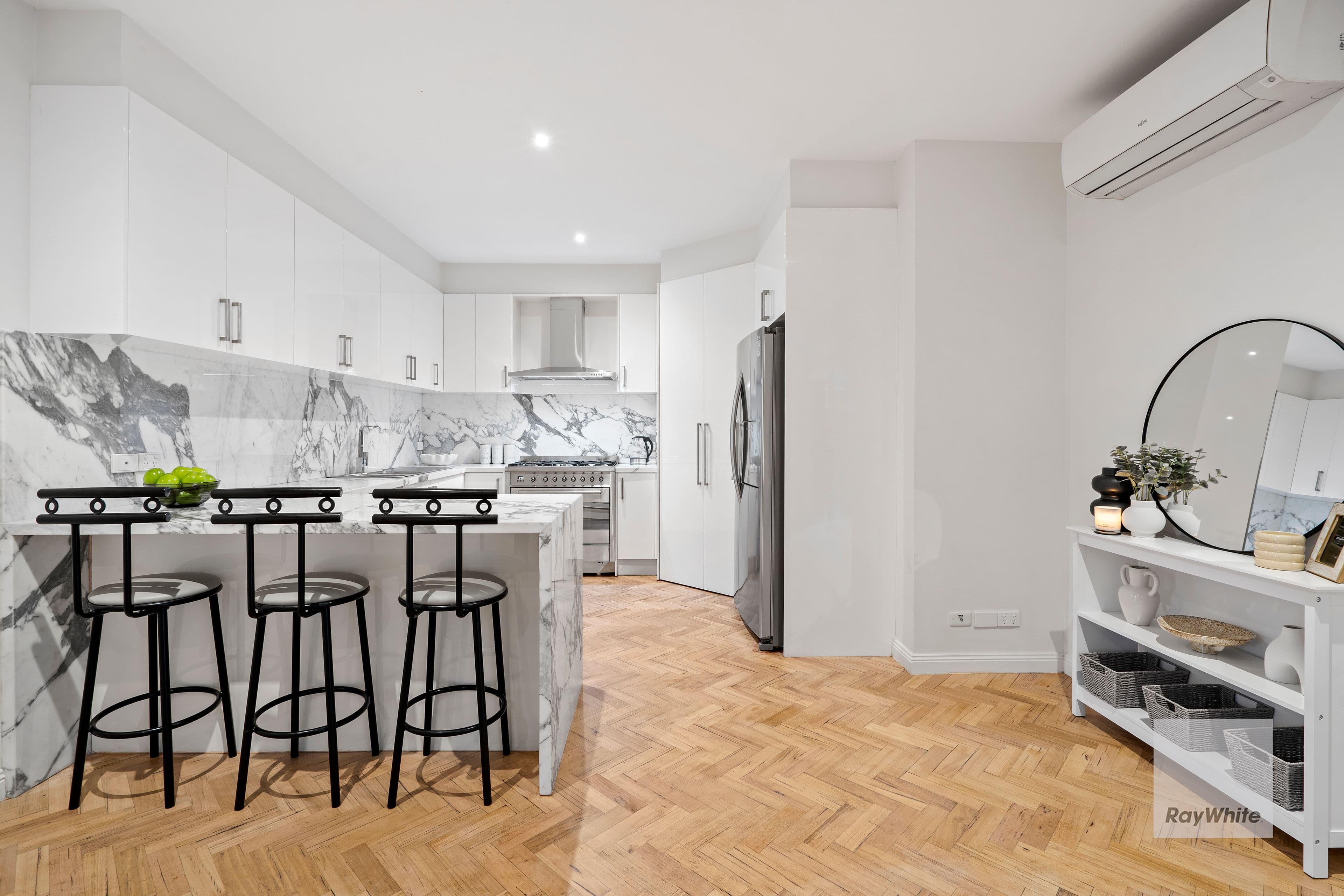13A Ellerslie Street, Kingsbury VIC 3083, Kingsbury - Thumbnail 3