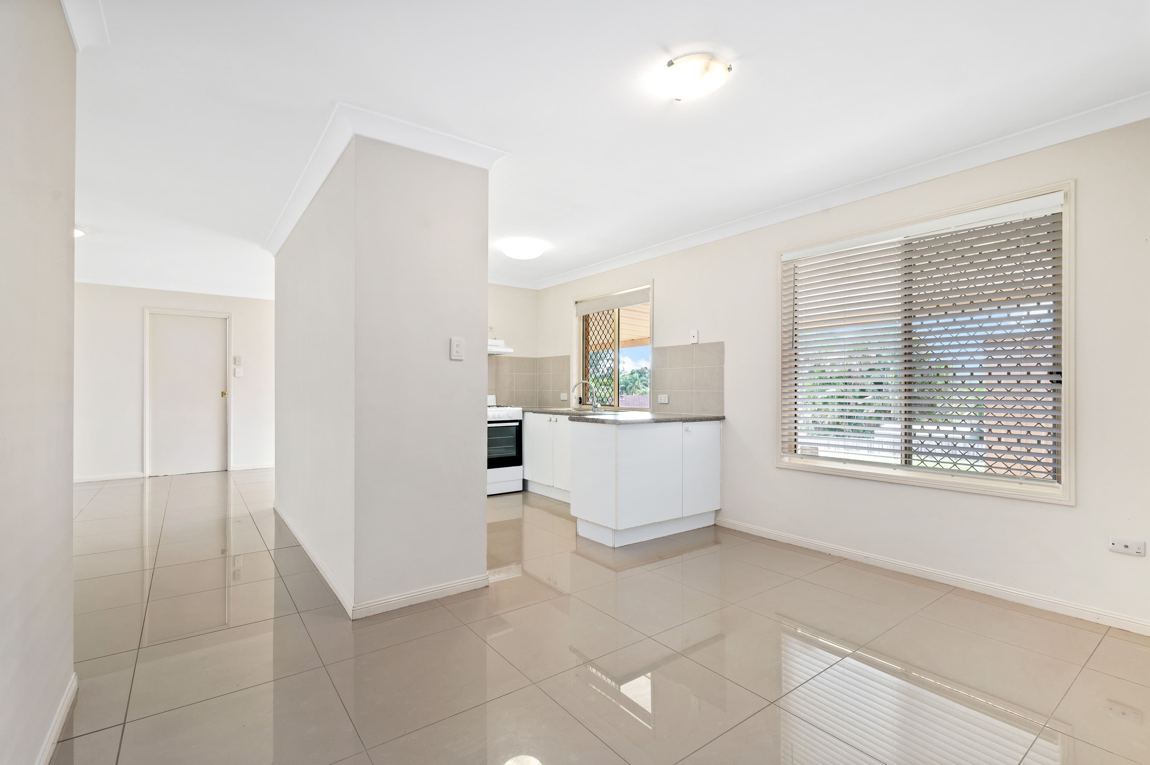 22 Streamview Crescent, Springfield QLD 4300, Springfield - Thumbnail 5