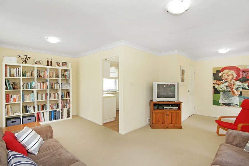 11 Lincoln Close, BATEAU BAY NSW 2261, Bateau Bay - Thumbnail 4