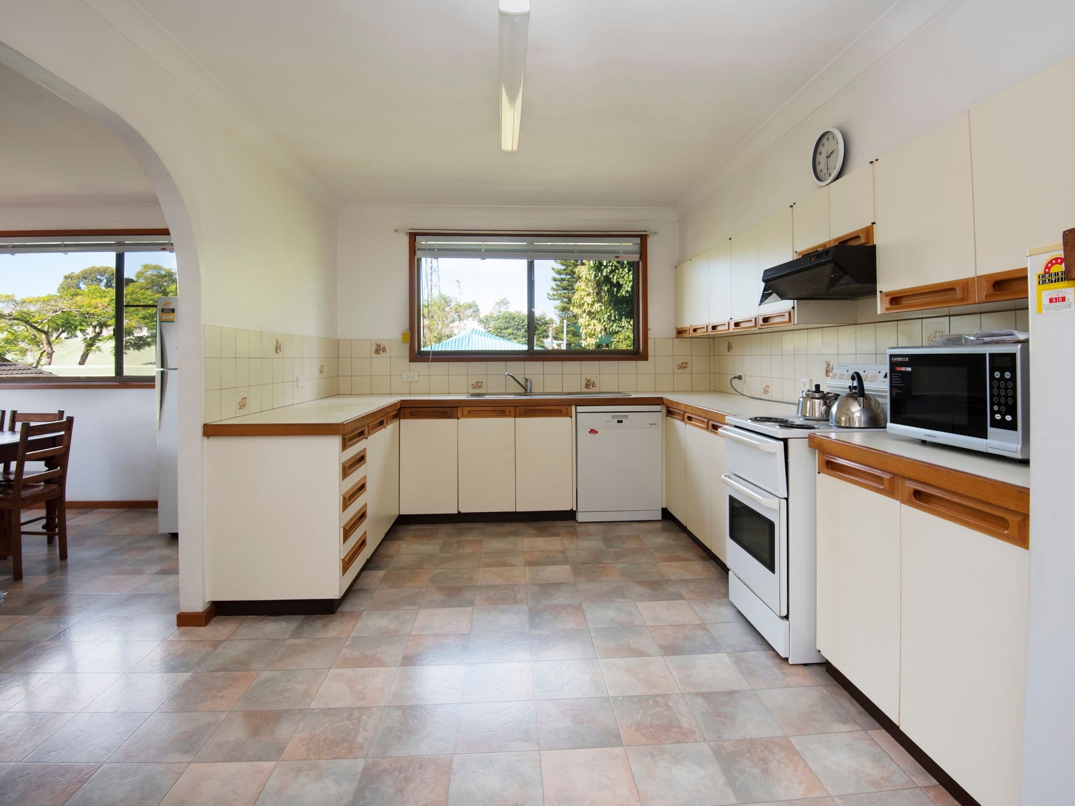 6 Hillview Drive, Goonellabah NSW 2480, Goonellabah - Thumbnail 3