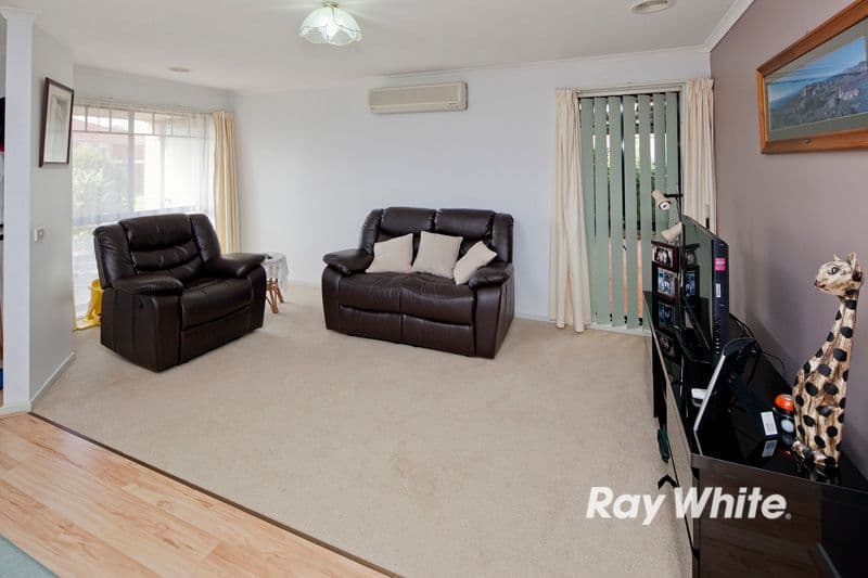 24 Michael Way, SOMERVILLE VIC 3912, Somerville - Thumbnail 3