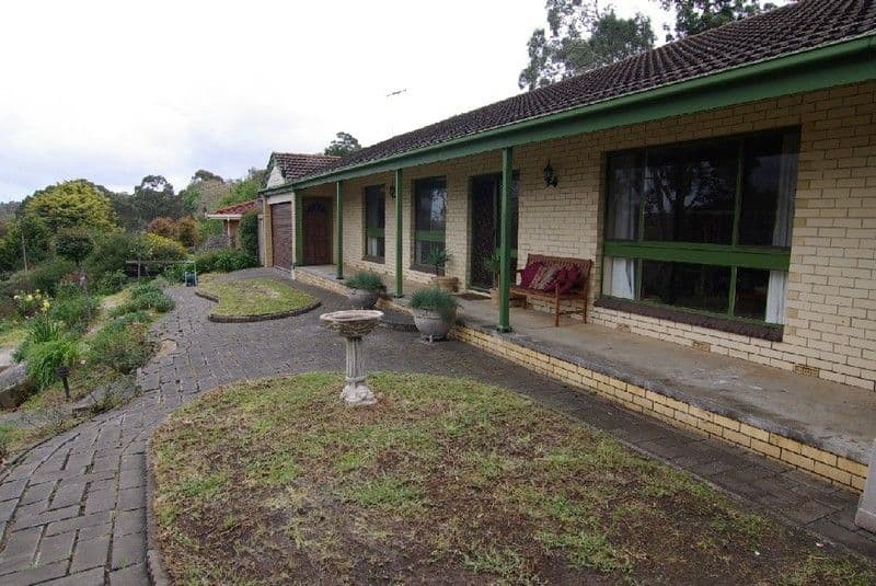 23 Deneland Drive, Hawthorndene SA 5051, Hawthorndene - Thumbnail 2