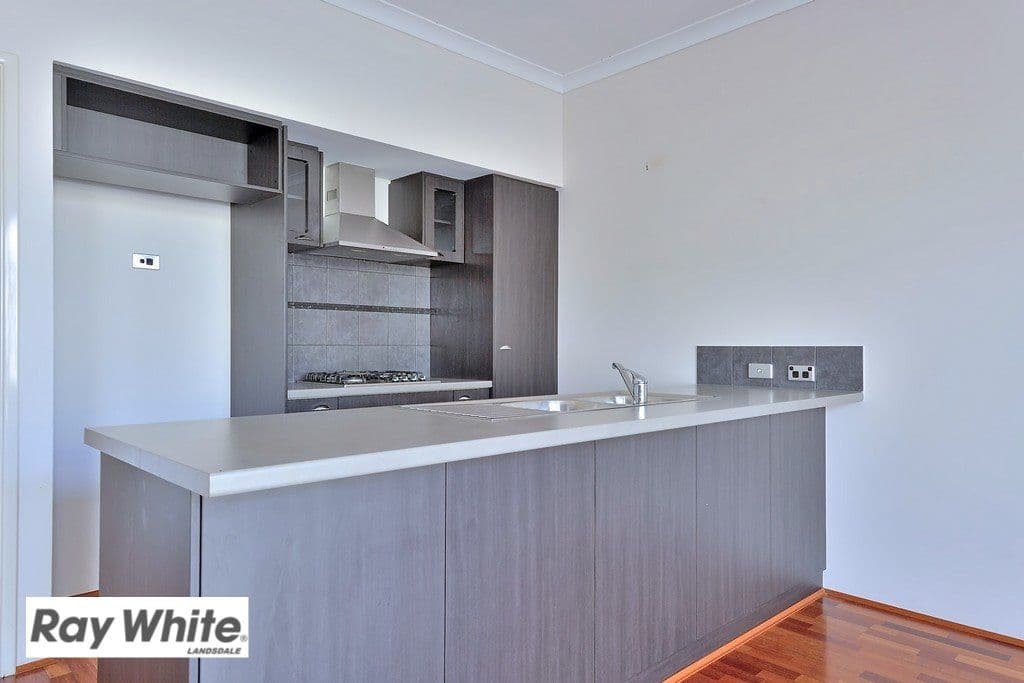 15 Pineroo Terrace, Ellenbrook WA 6069, Ellenbrook - Thumbnail 4