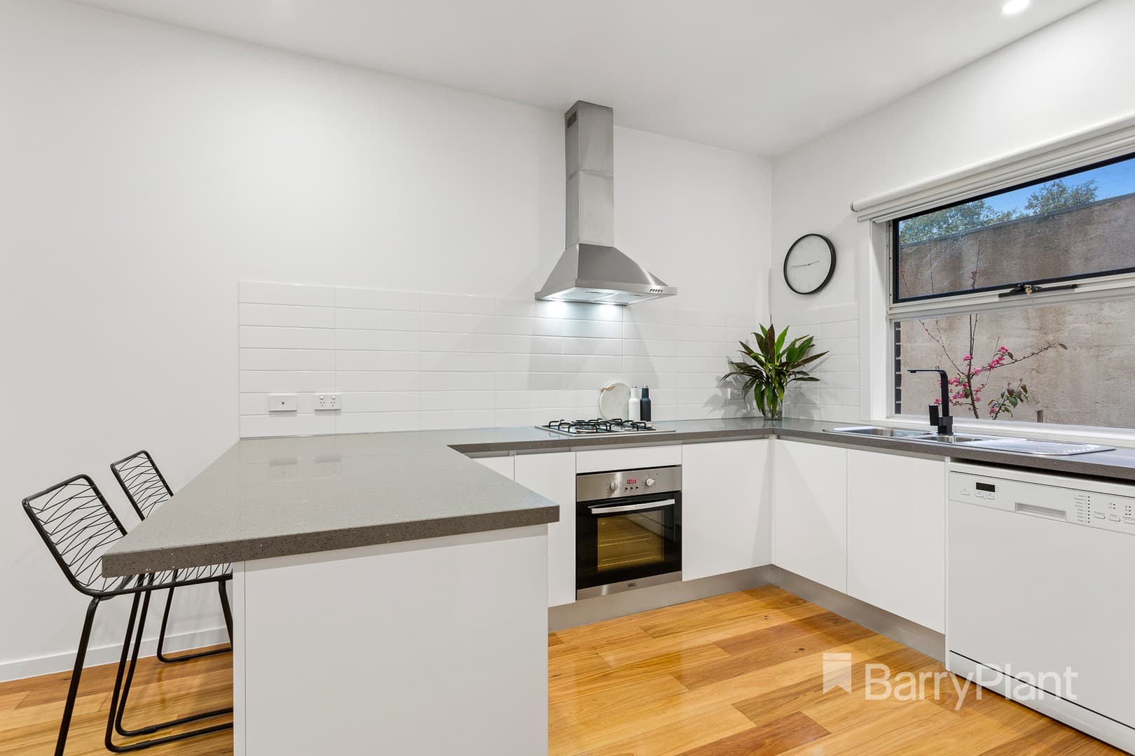 2/57 Manningham Road, Bulleen, VIC 3105, Bulleen - Thumbnail 2