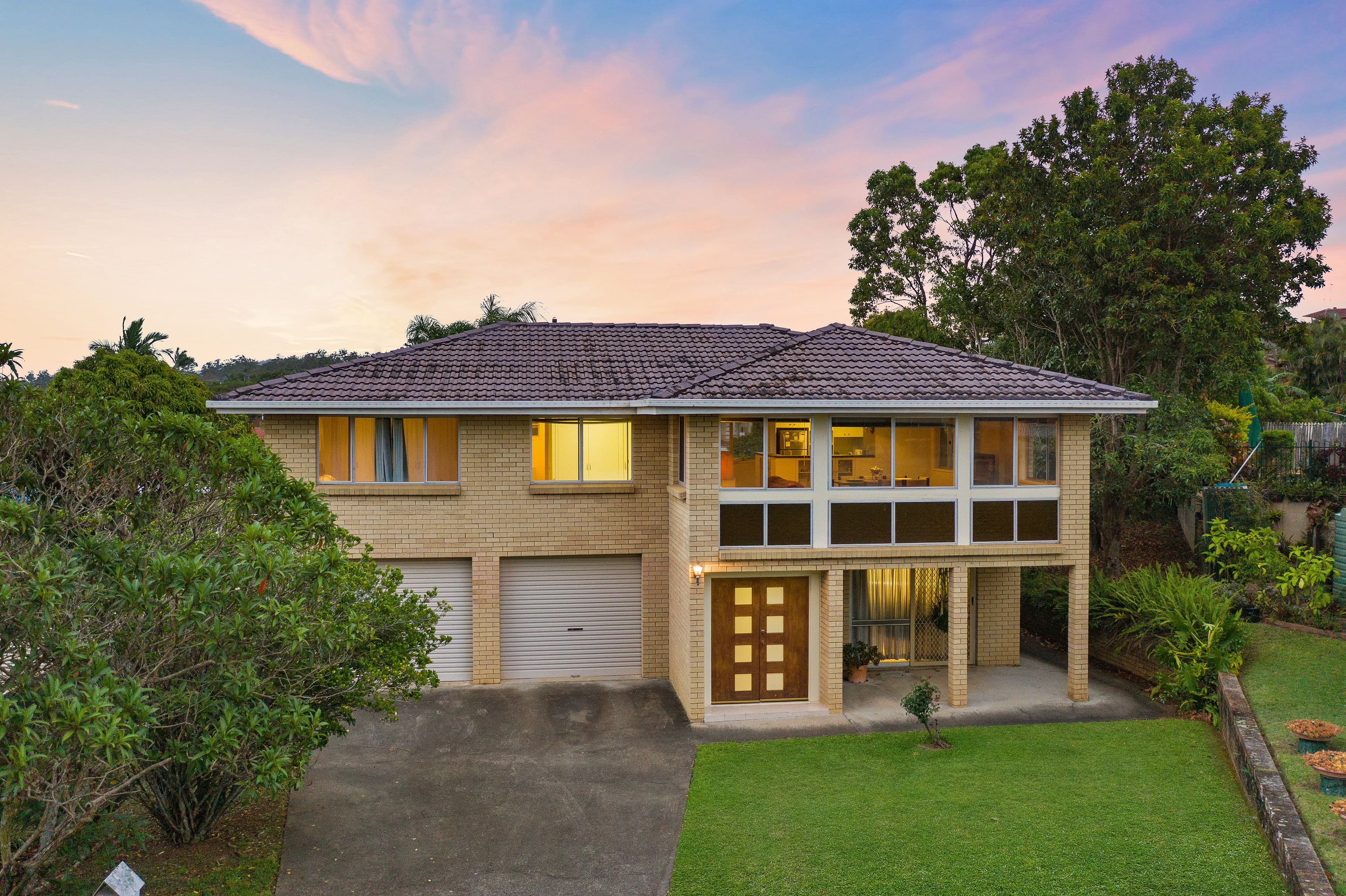 3 Brownleaf Street, Mansfield QLD 4122, Mansfield - Image 1