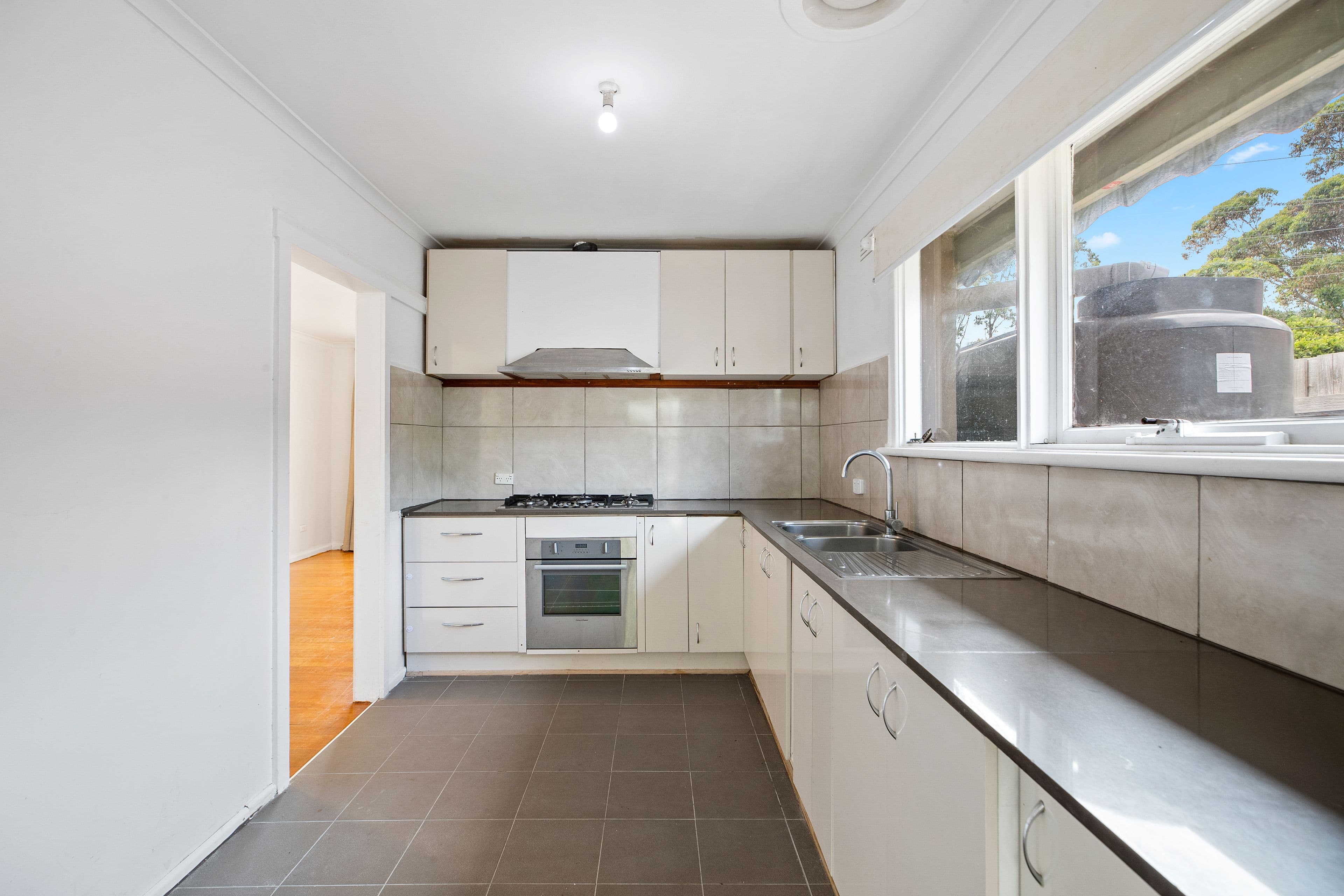 18 Cornhill Street, Ferntree Gully VIC 3156, Ferntree Gully - Thumbnail 4