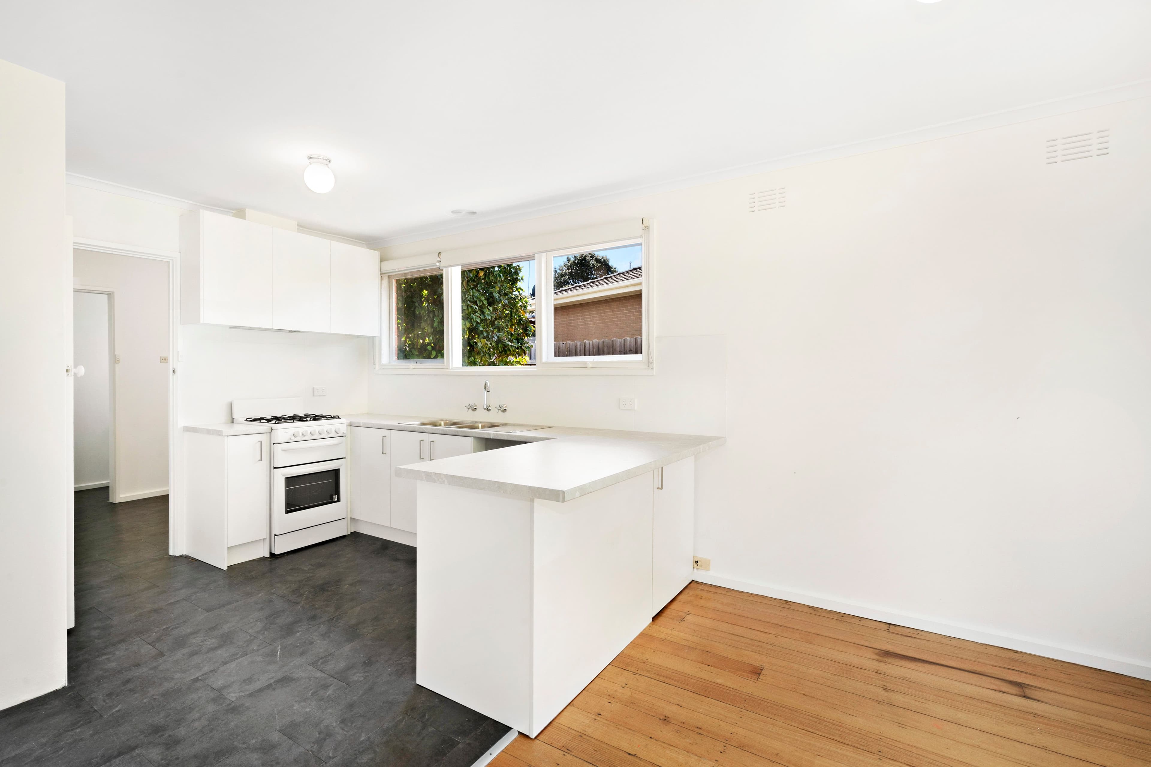 69 Coogee Avenue, Frankston VIC 3199, Frankston - Thumbnail 3