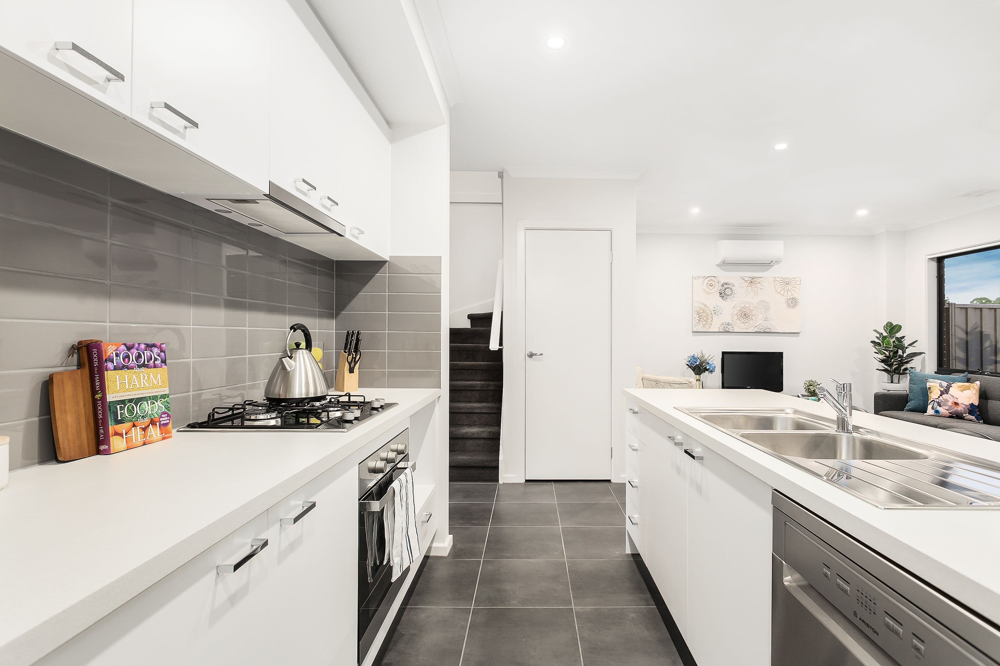 40 Renam Street, Pakenham VIC 3810, Pakenham - Thumbnail 4