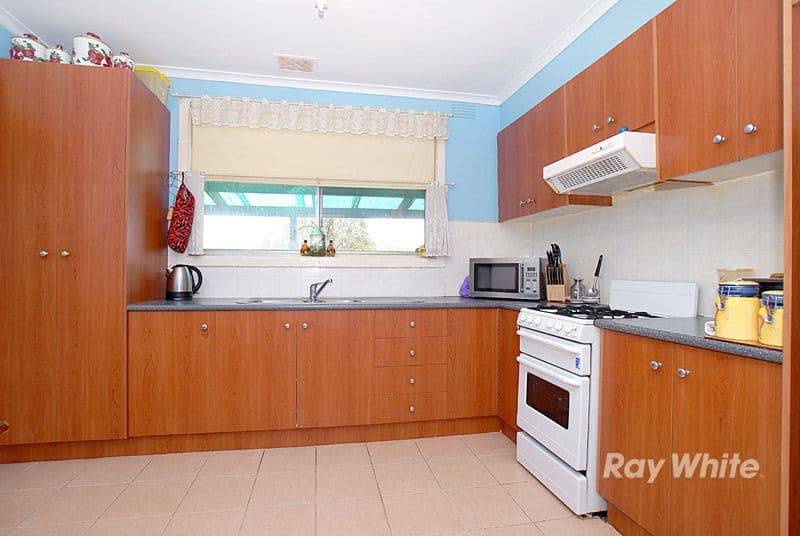 2 Mayfair Court, KEYSBOROUGH VIC 3173, Keysborough - Thumbnail 2