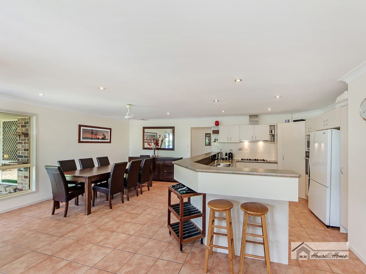 25 Doolan Street, Ormeau QLD 4208, Ormeau - Thumbnail 2