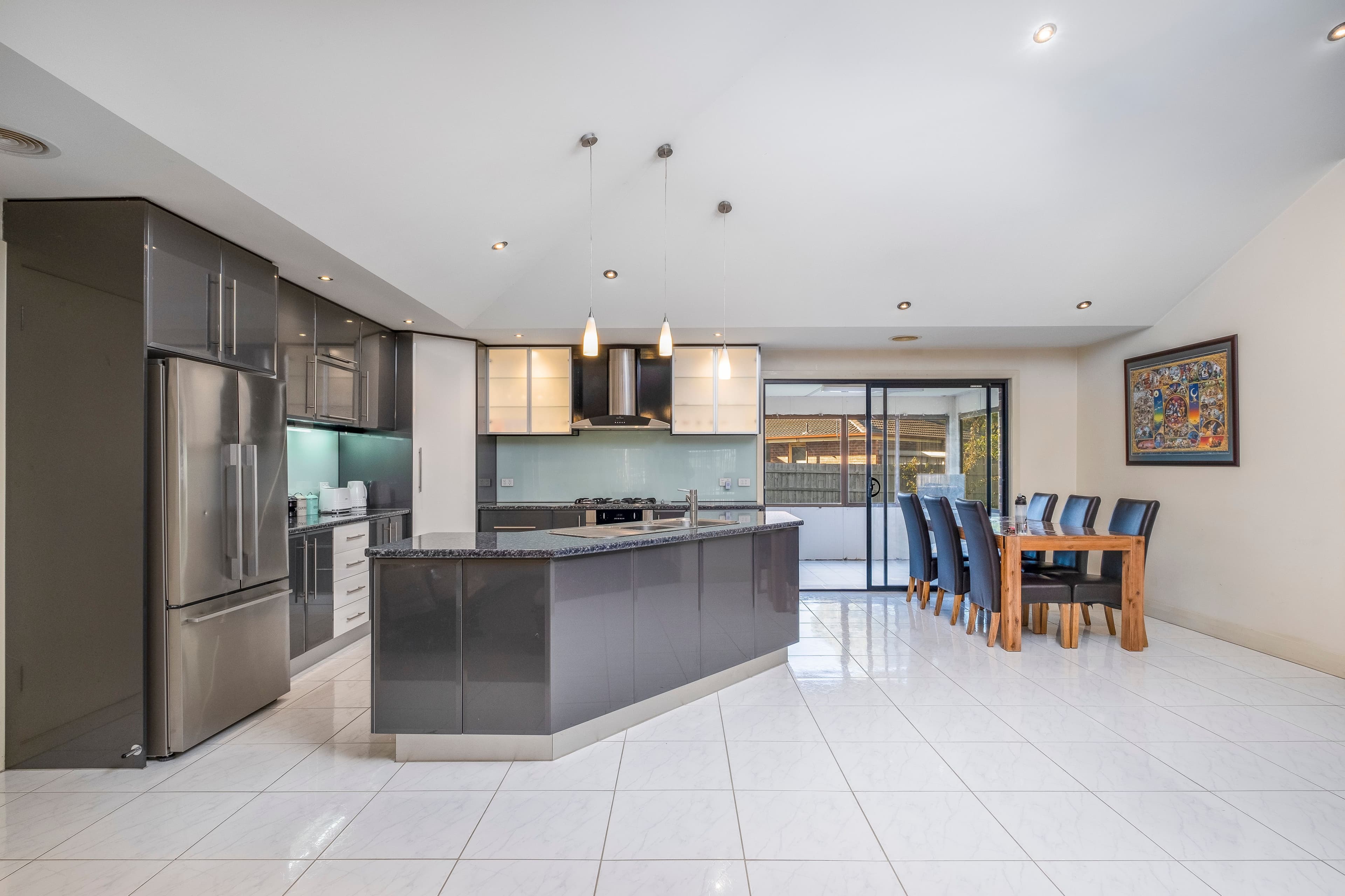 4 Hawksburn Crescent, Wantirna South VIC 3152, Wantirna South - Thumbnail 3
