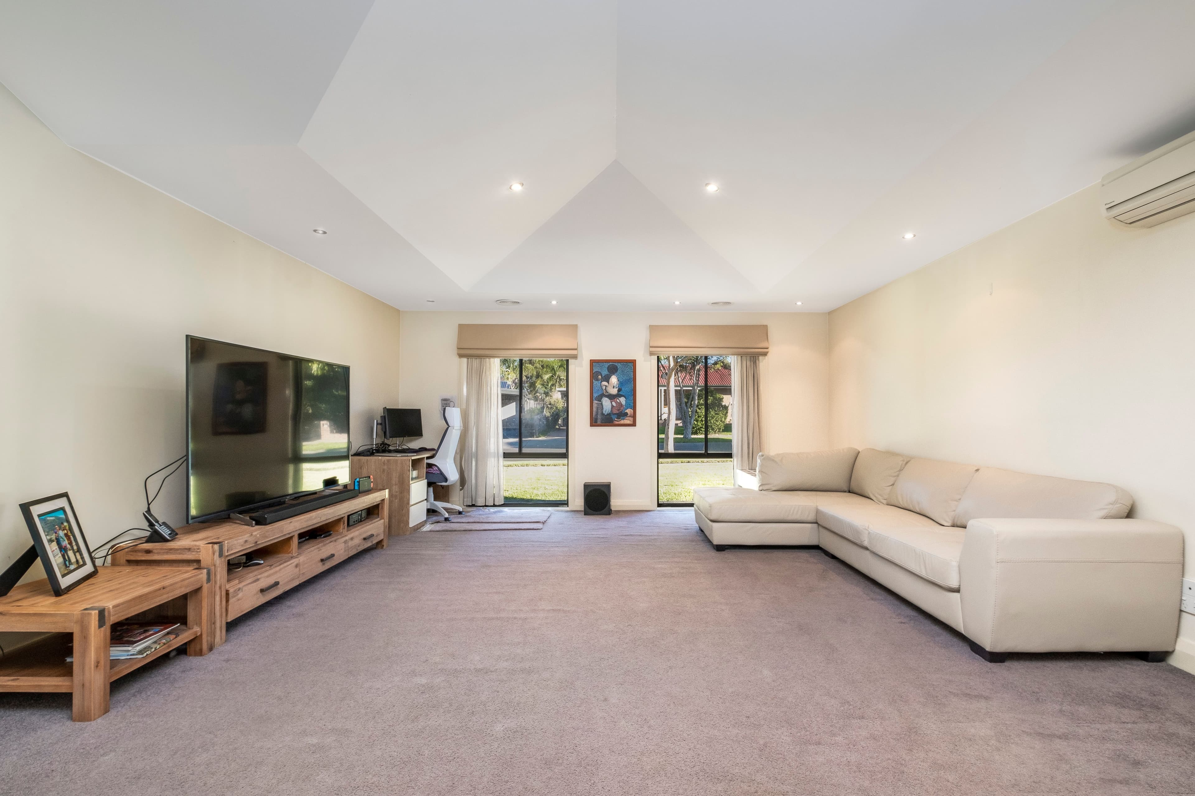 4 Hawksburn Crescent, Wantirna South VIC 3152, Wantirna South - Thumbnail 4