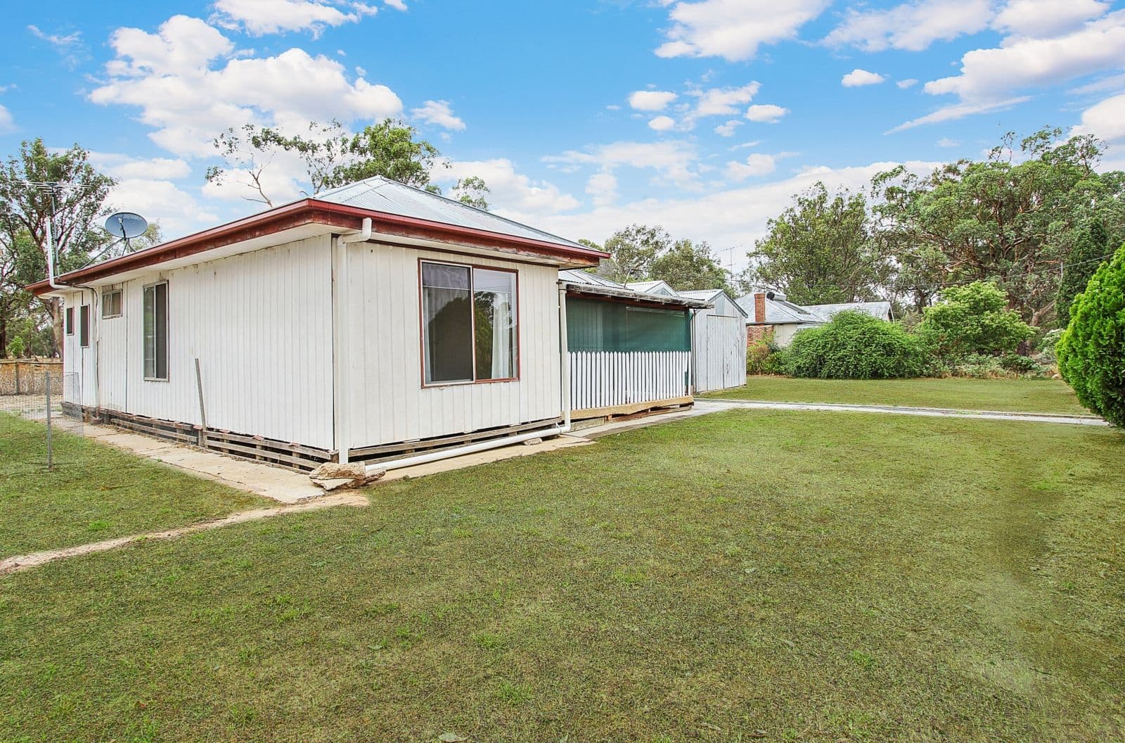 99 Balfour Street, Culcairn NSW 2660, Culcairn - Thumbnail 3