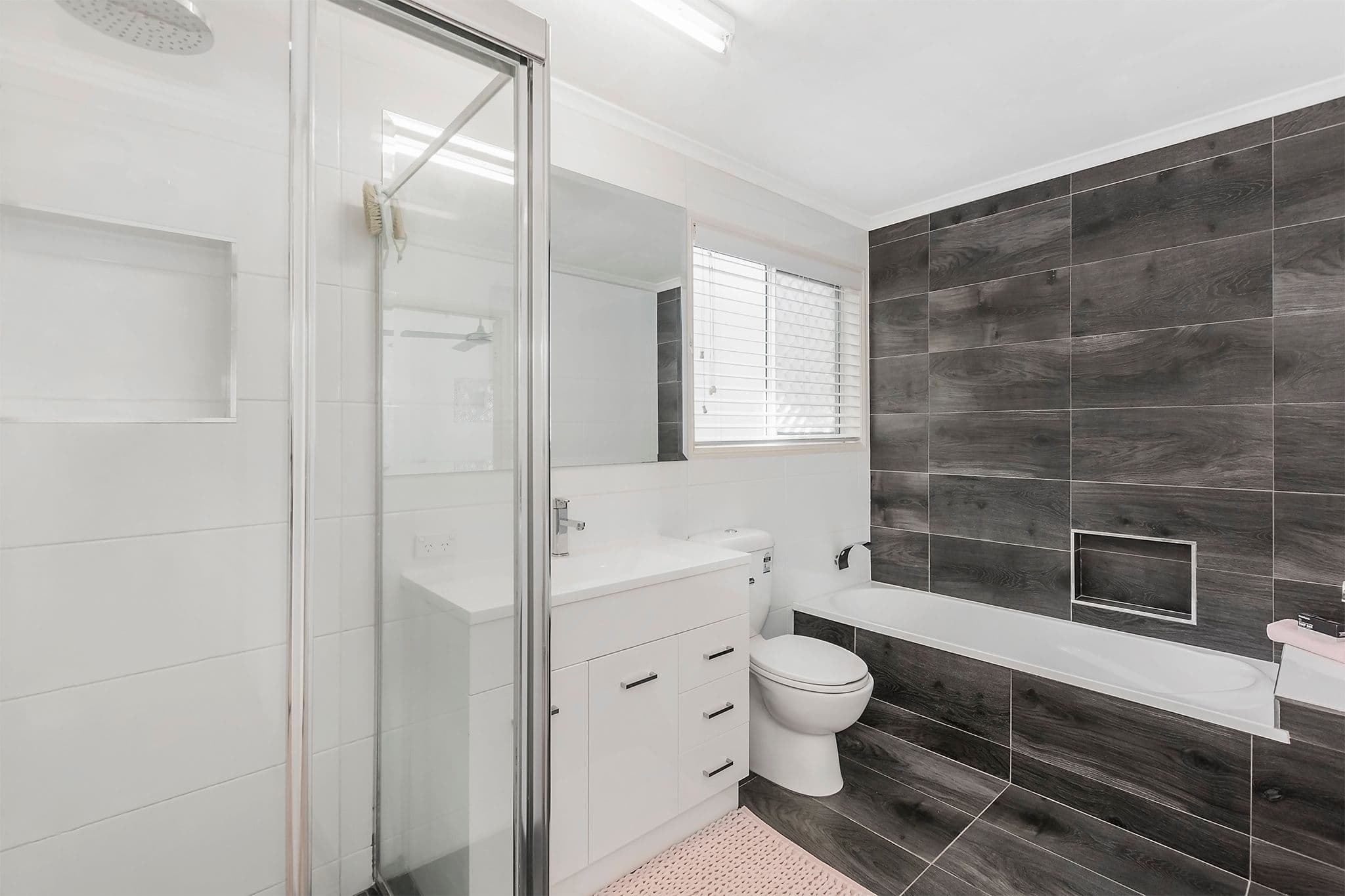 29 Ziedan Drive, Mudgeeraba QLD 4213, Mudgeeraba - Thumbnail 5