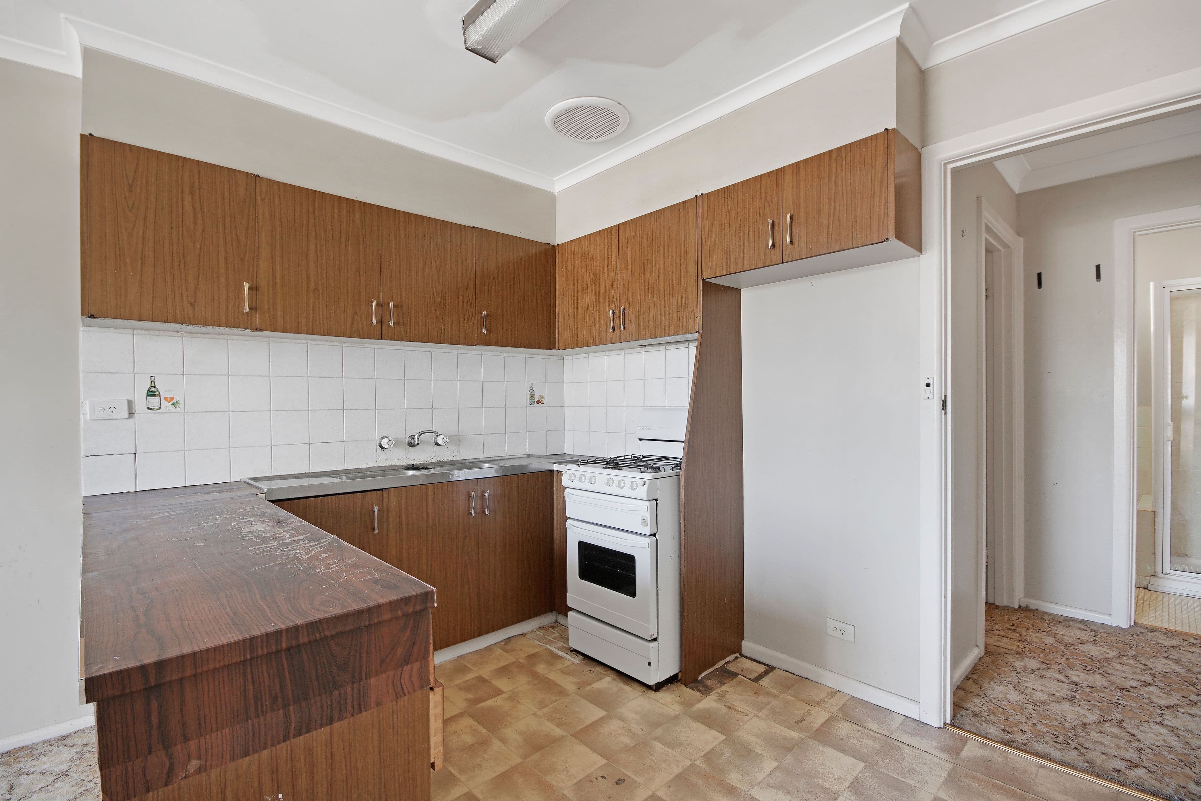 68 Southernhay Street, Reservoir VIC 3073, Reservoir - Thumbnail 6