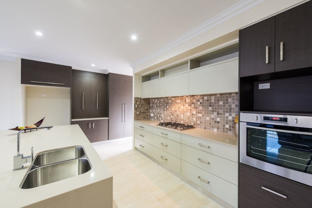 11 Schneider Court, MIDDLE RIDGE QLD 4350, Middle Ridge - Thumbnail 4