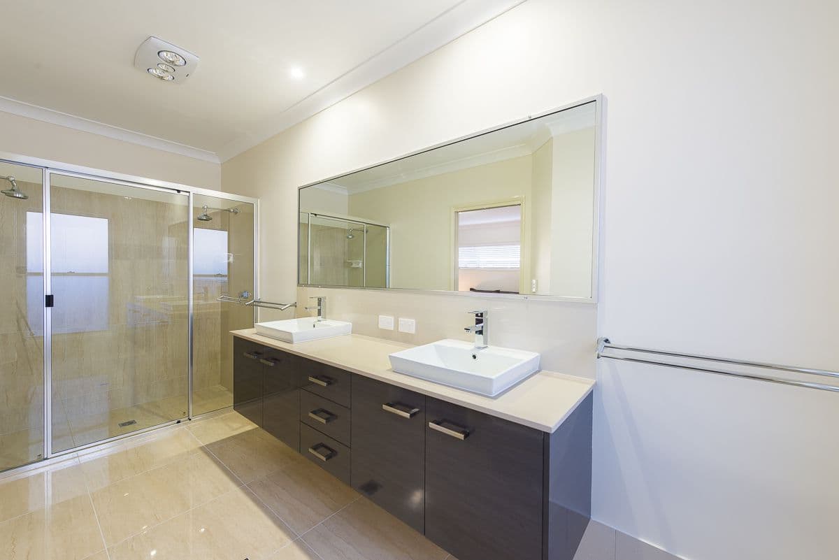 11 Schneider Court, MIDDLE RIDGE QLD 4350, Middle Ridge - Thumbnail 7
