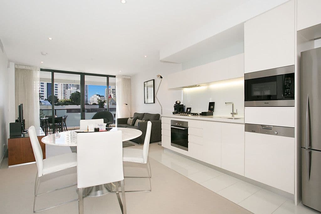 20504 'The Oracle' 4 Charles Avenue, Broadbeach QLD 4218, Broadbeach - Thumbnail 4