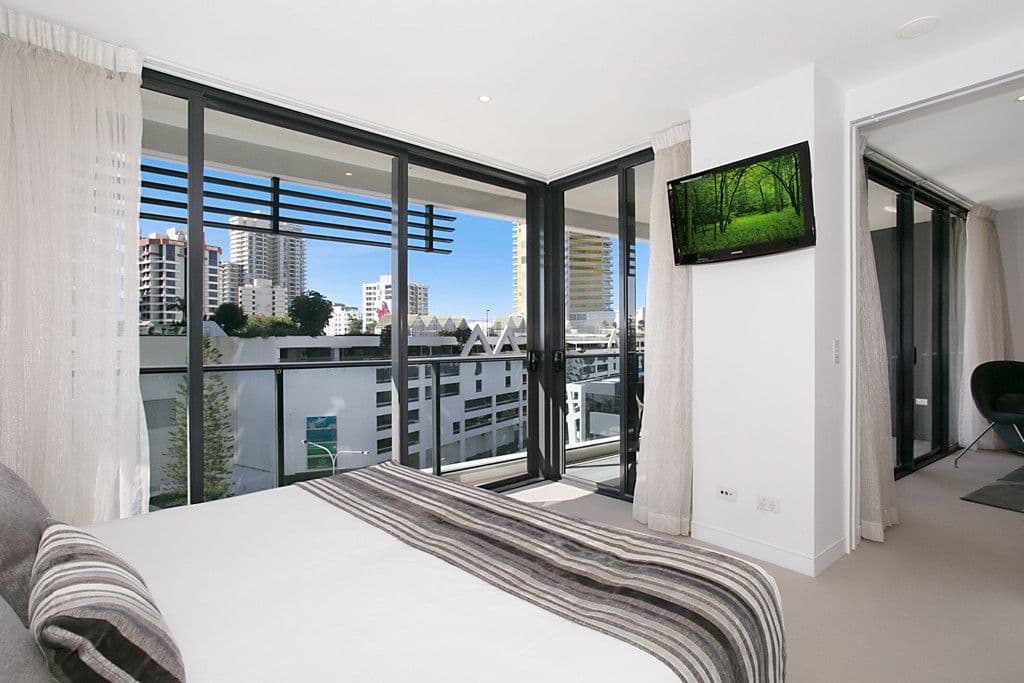 20504 'The Oracle' 4 Charles Avenue, Broadbeach QLD 4218, Broadbeach - Thumbnail 5