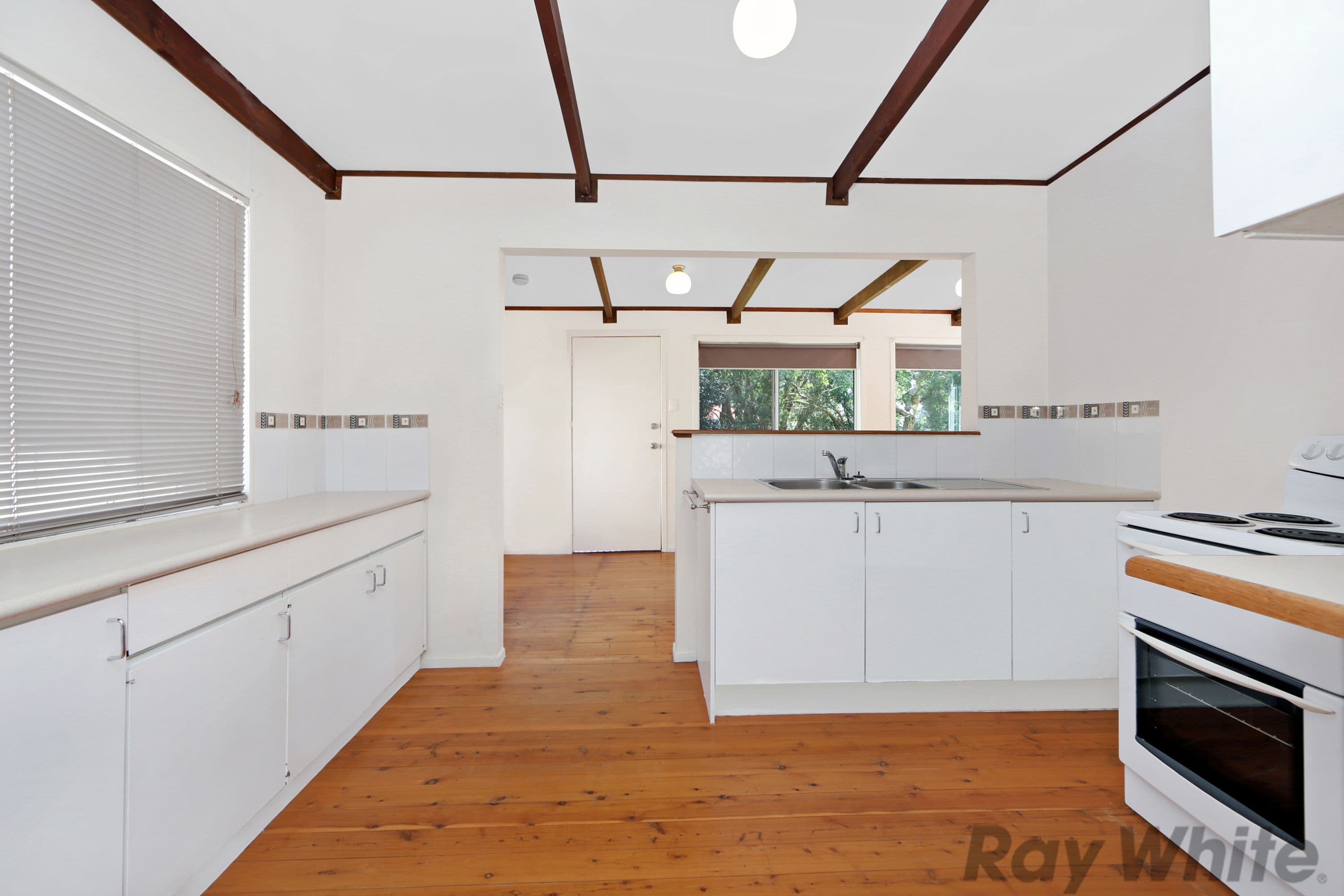 11 Norah Avenue, Charmhaven - Thumbnail 2