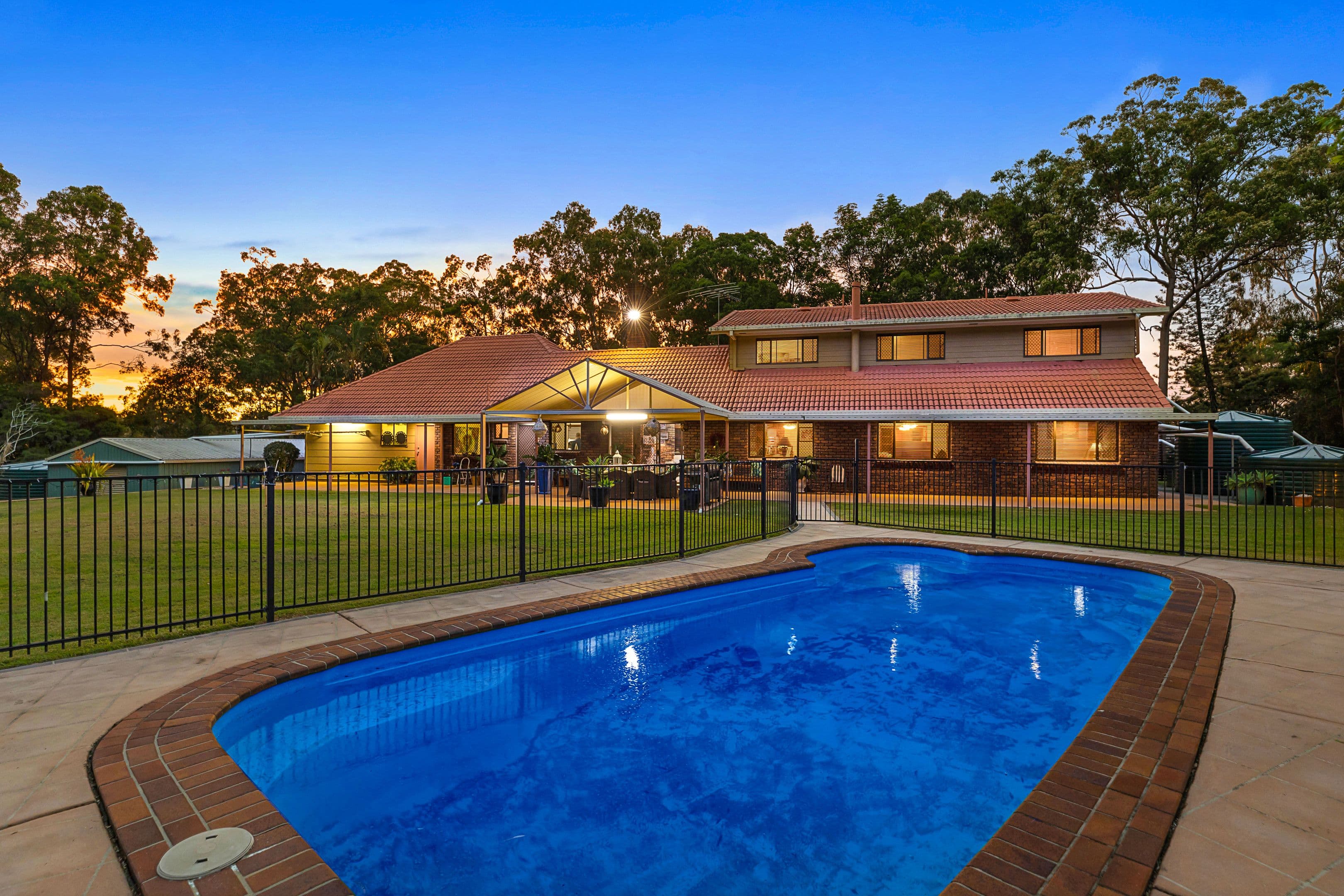 3 Sevenoaks Street, Alexandra Hills QLD 4161, Alexandra Hills - Thumbnail 2