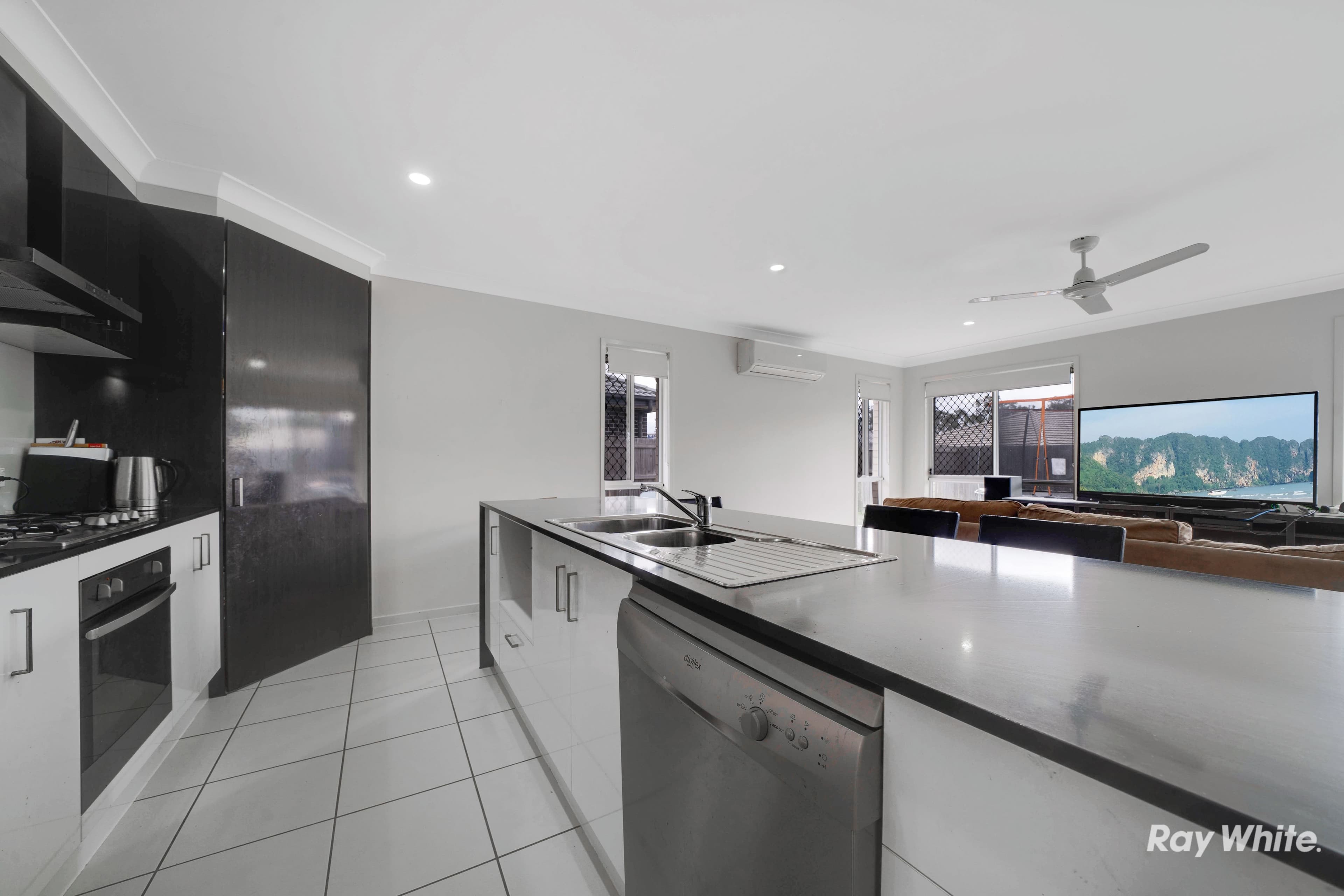 34 Reserve Drive, FLAGSTONE QLD 4280, Flagstone - Thumbnail 3