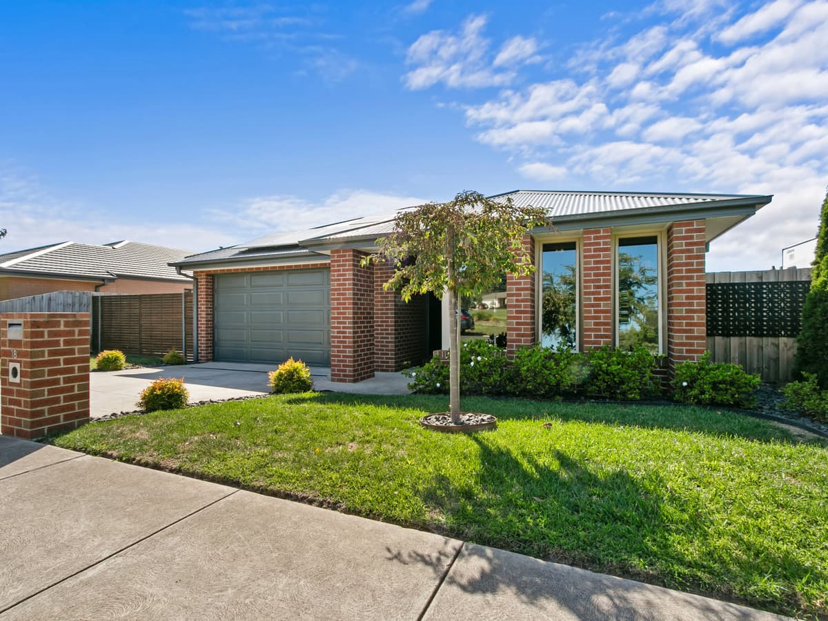 18 Paige Avenue, Traralgon VIC 3844, Traralgon - Image 1