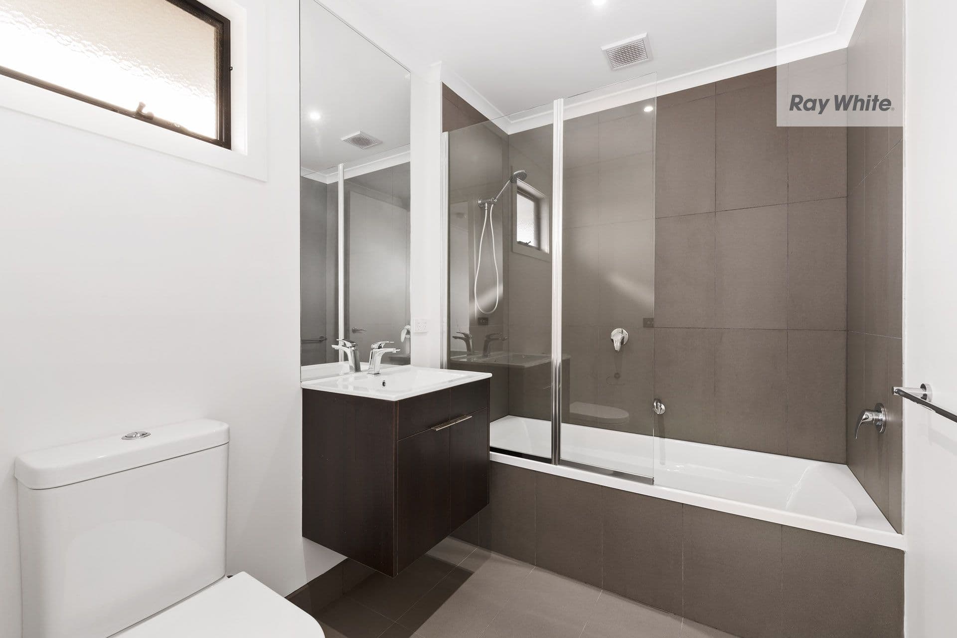 1 Buttercross Walk, Mernda VIC 3754, Mernda - Thumbnail 8