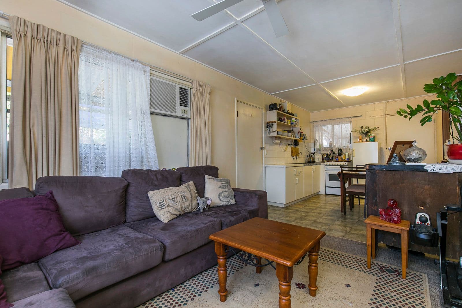 16 Thomas Street, Maroochydore QLD 4558, Maroochydore - Thumbnail 3