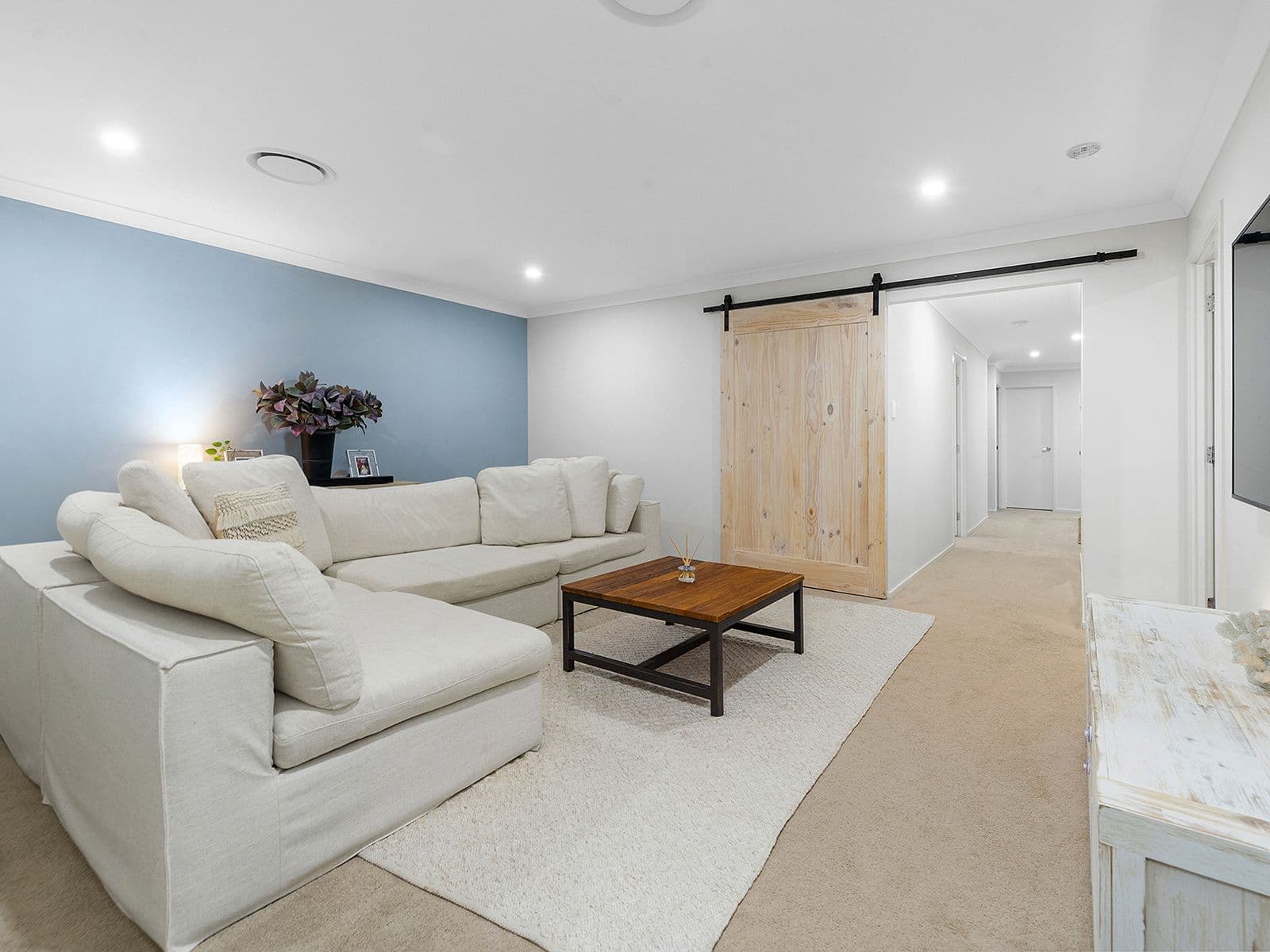 37 Seeana Crescent, Bridgeman Downs QLD 4035, Bridgeman Downs - Thumbnail 4