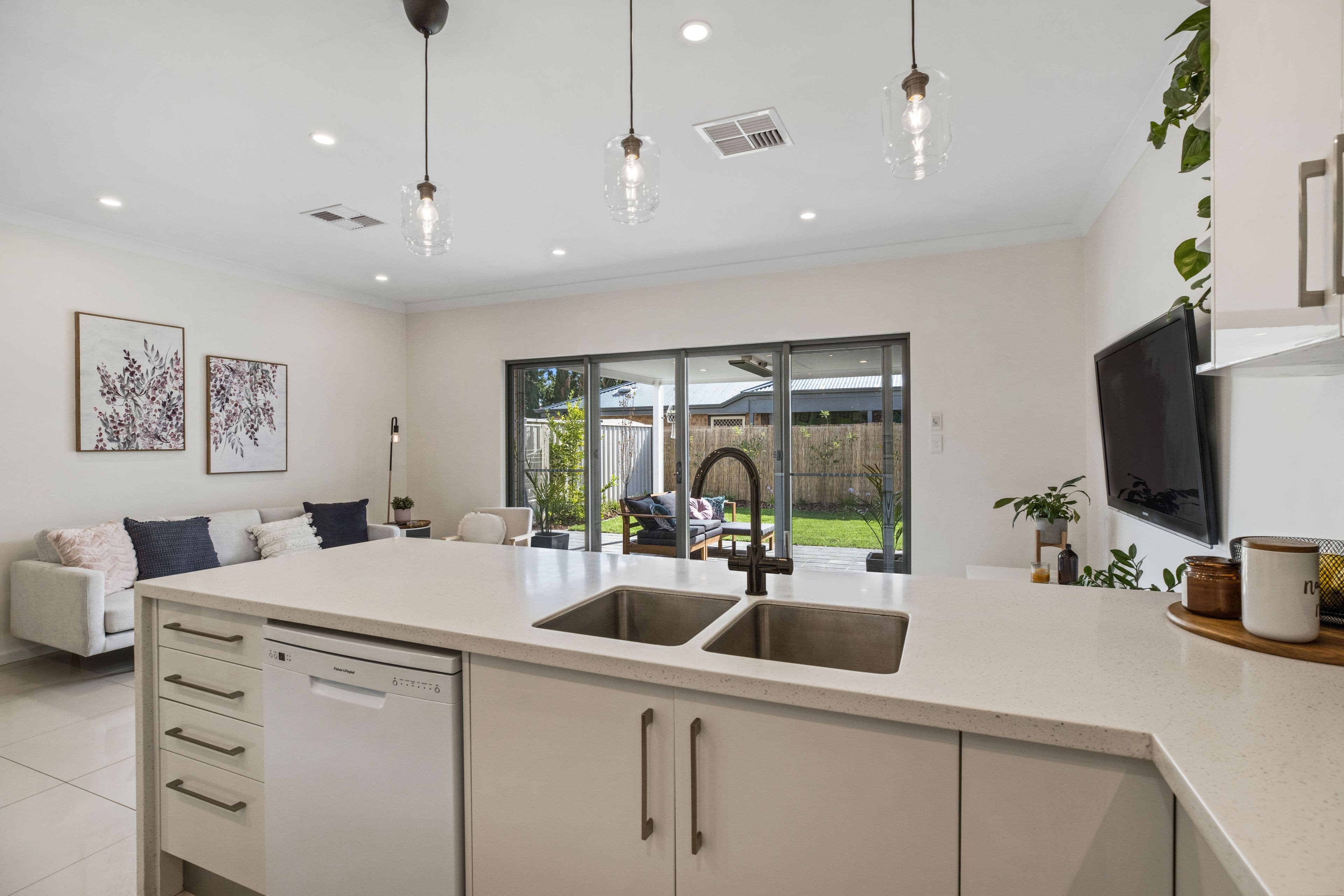 12 Rotorua Avenue, Park Holme SA 5043, Park Holme - Thumbnail 7