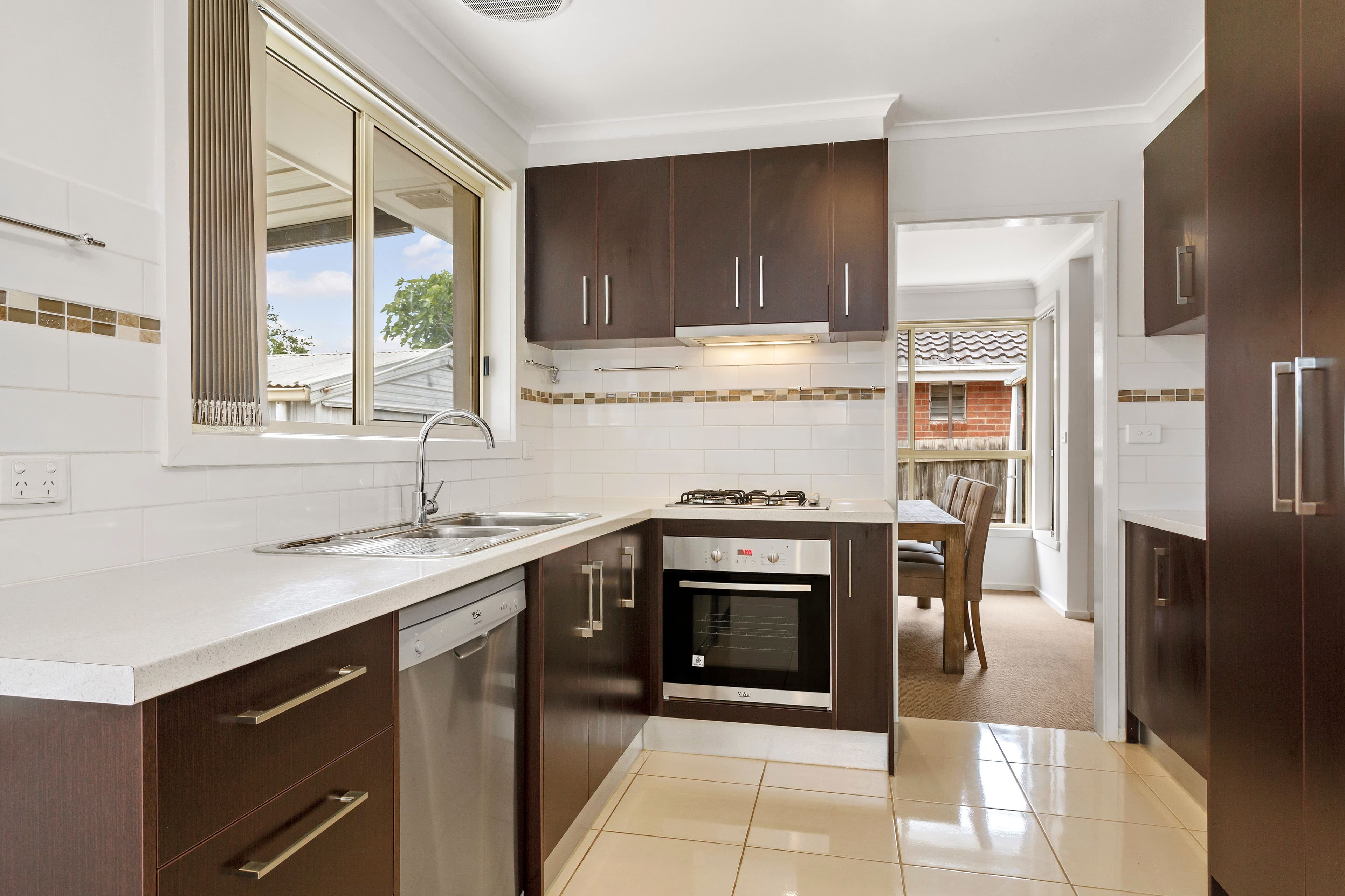 138 Casey Drive, Lalor VIC 3075, Lalor - Thumbnail 2