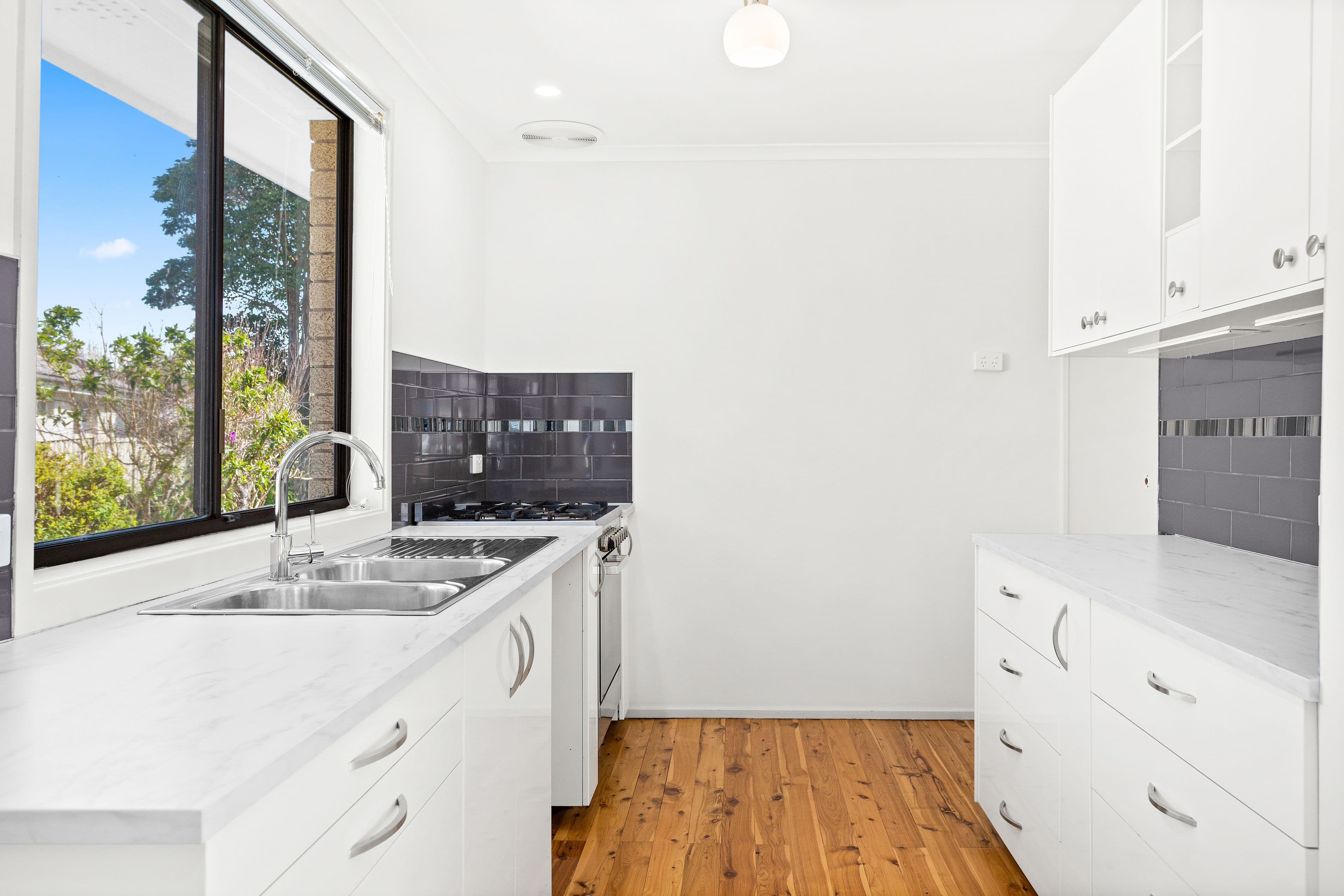 18 Arcadia Street, Warilla NSW 2528, Warilla - Thumbnail 2