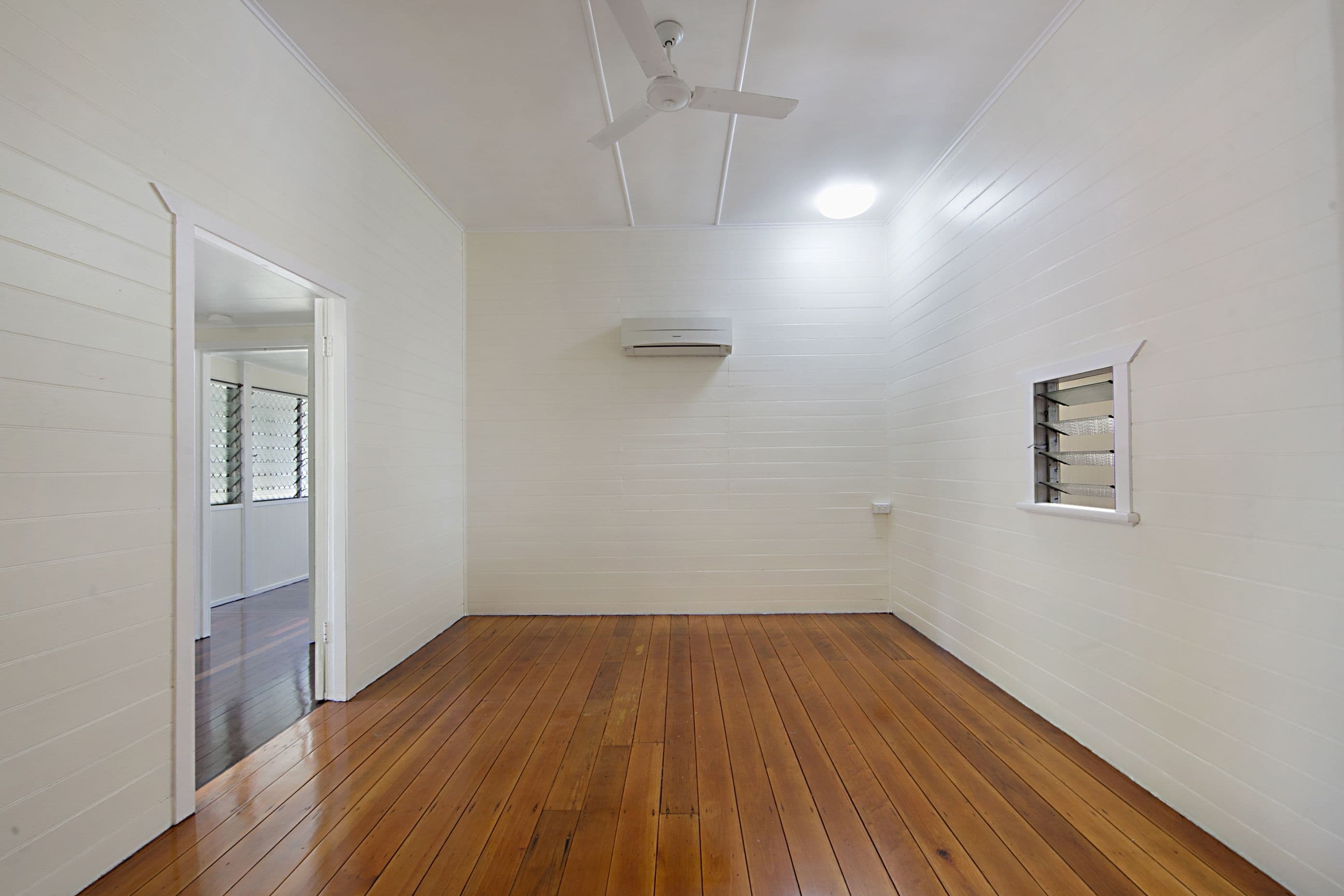 24 Carmody Street, Hermit Park QLD 4812, Hermit Park - Thumbnail 8