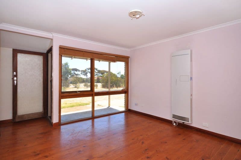 9 Cecilia Road, CHRISTIE DOWNS SA 5164, Christie Downs - Image 1