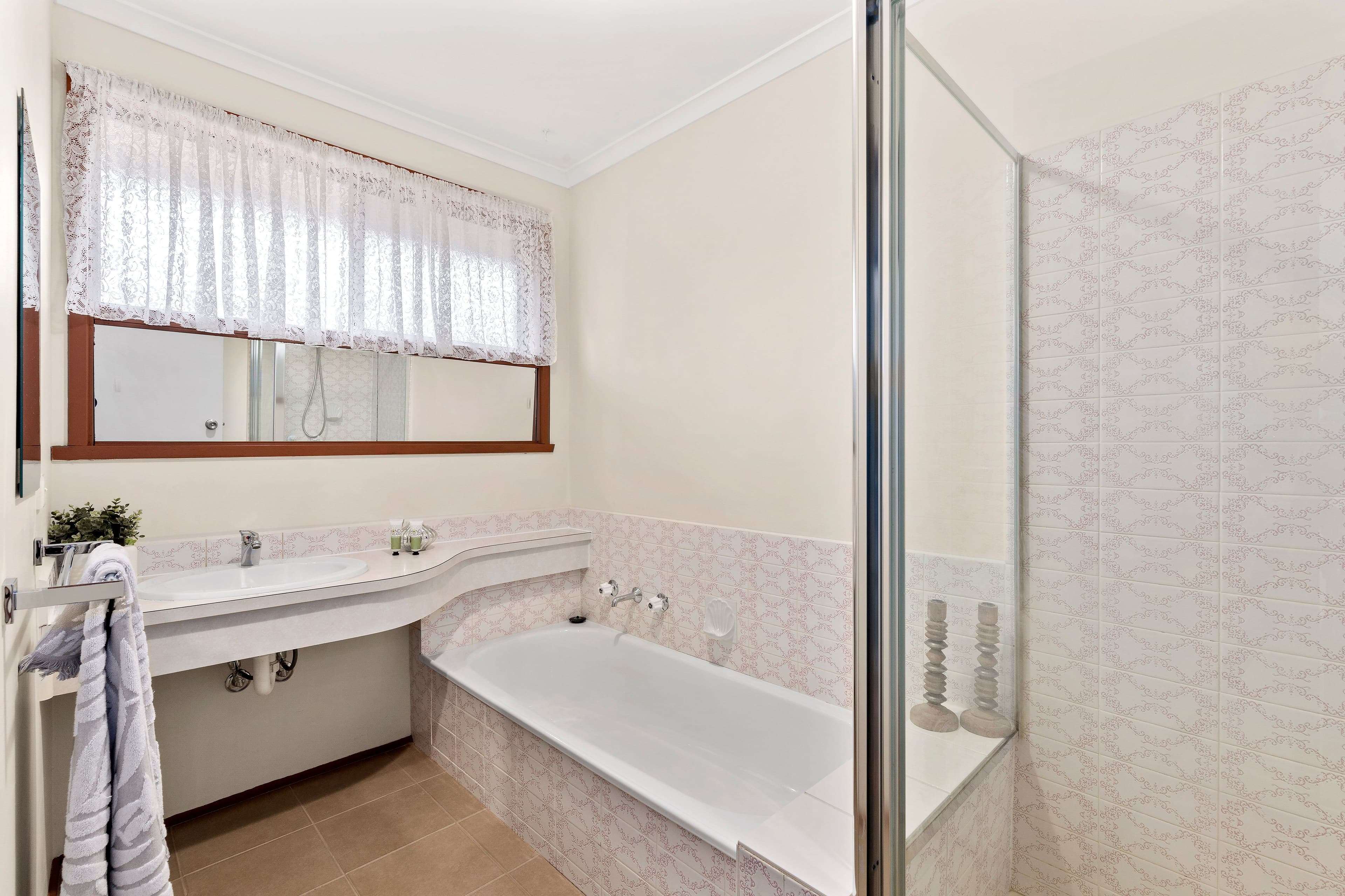 18 Meldrum Avenue, Mill Park VIC 3082, Mill Park - Thumbnail 7
