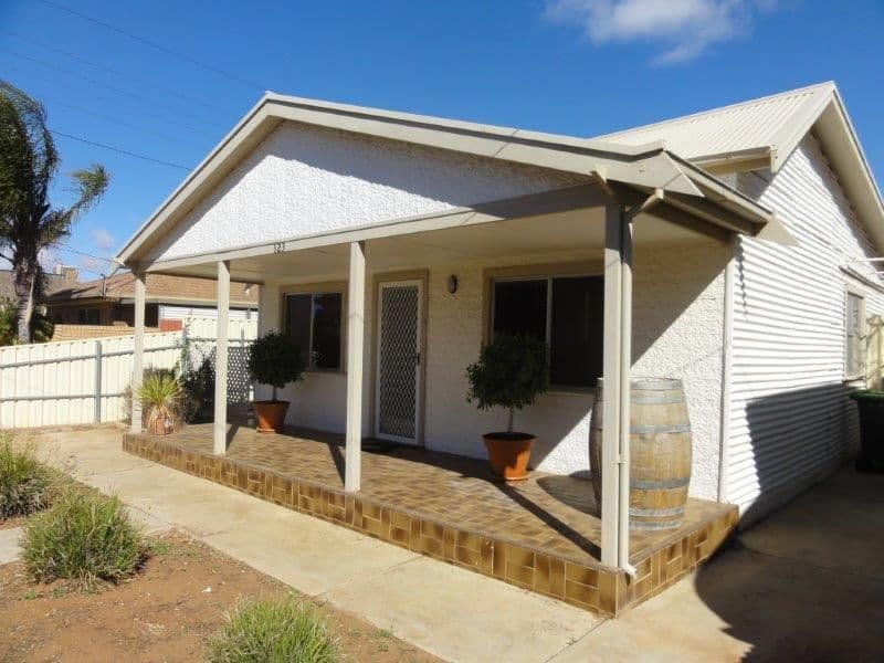 123 McCulloch Street, BROKEN HILL NSW 2880, Broken Hill - Thumbnail 2