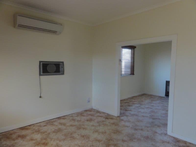 123 McCulloch Street, BROKEN HILL NSW 2880, Broken Hill - Thumbnail 8