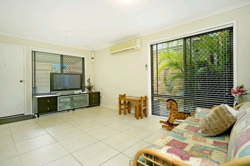 11 River Oak Drive, HELENSVALE QLD 4212, Helensvale - Thumbnail 4