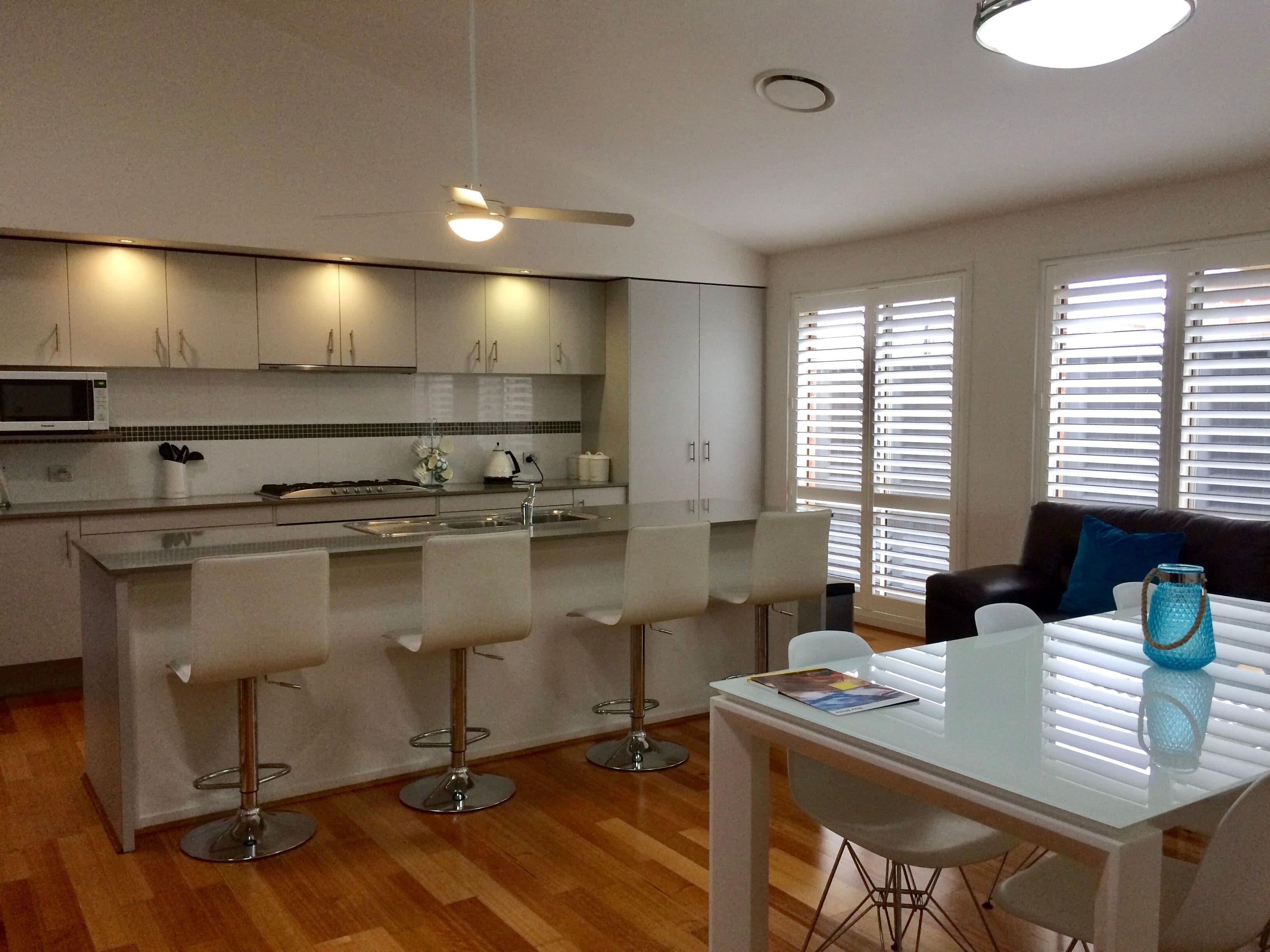 4 Sandy Bay Avenue, Haywards Bay NSW 2530, Haywards Bay - Thumbnail 2