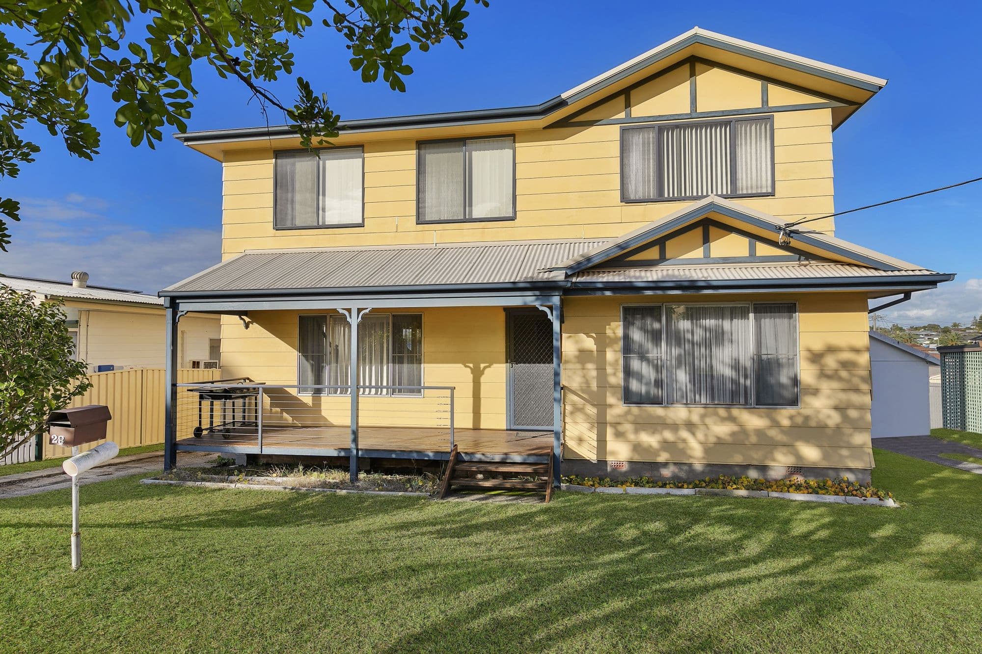 28 South Street, Killarney Vale - Image 1