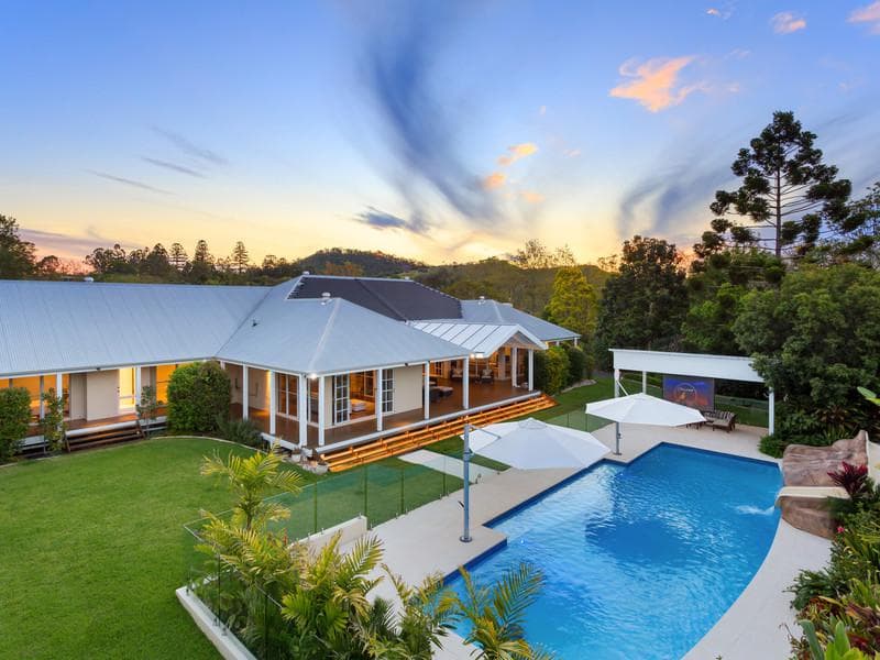 29 Massey Place, Brookfield - Thumbnail 2