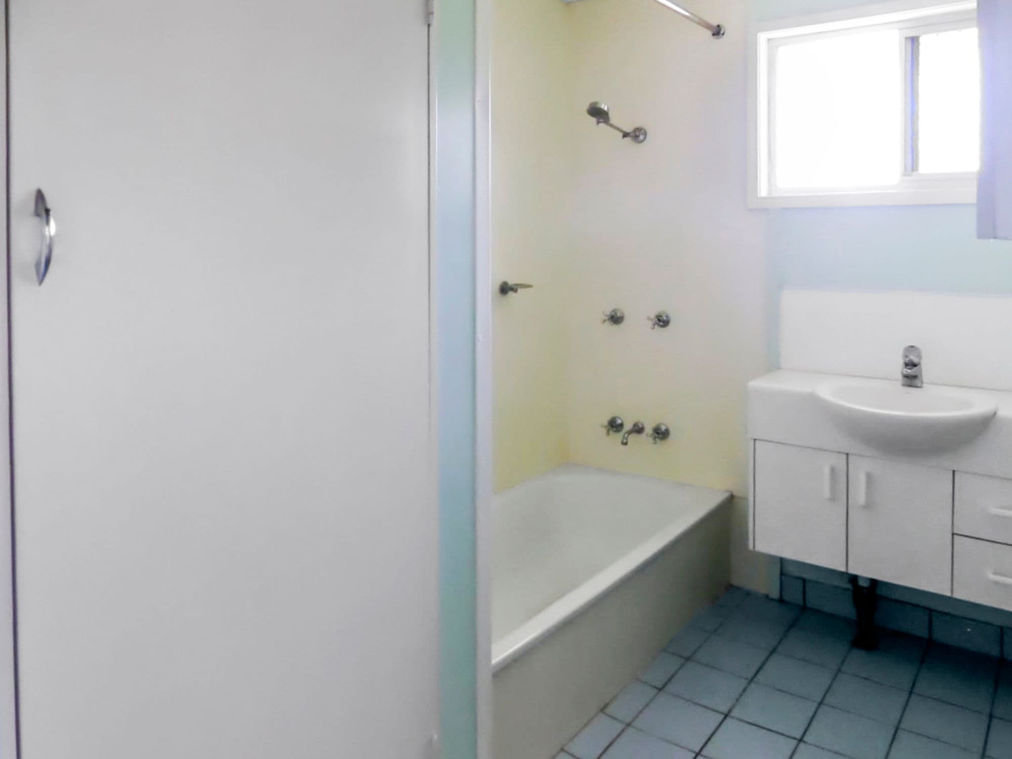 15 Sinclair Drive, Ellen Grove QLD 4078, Ellen Grove - Thumbnail 7