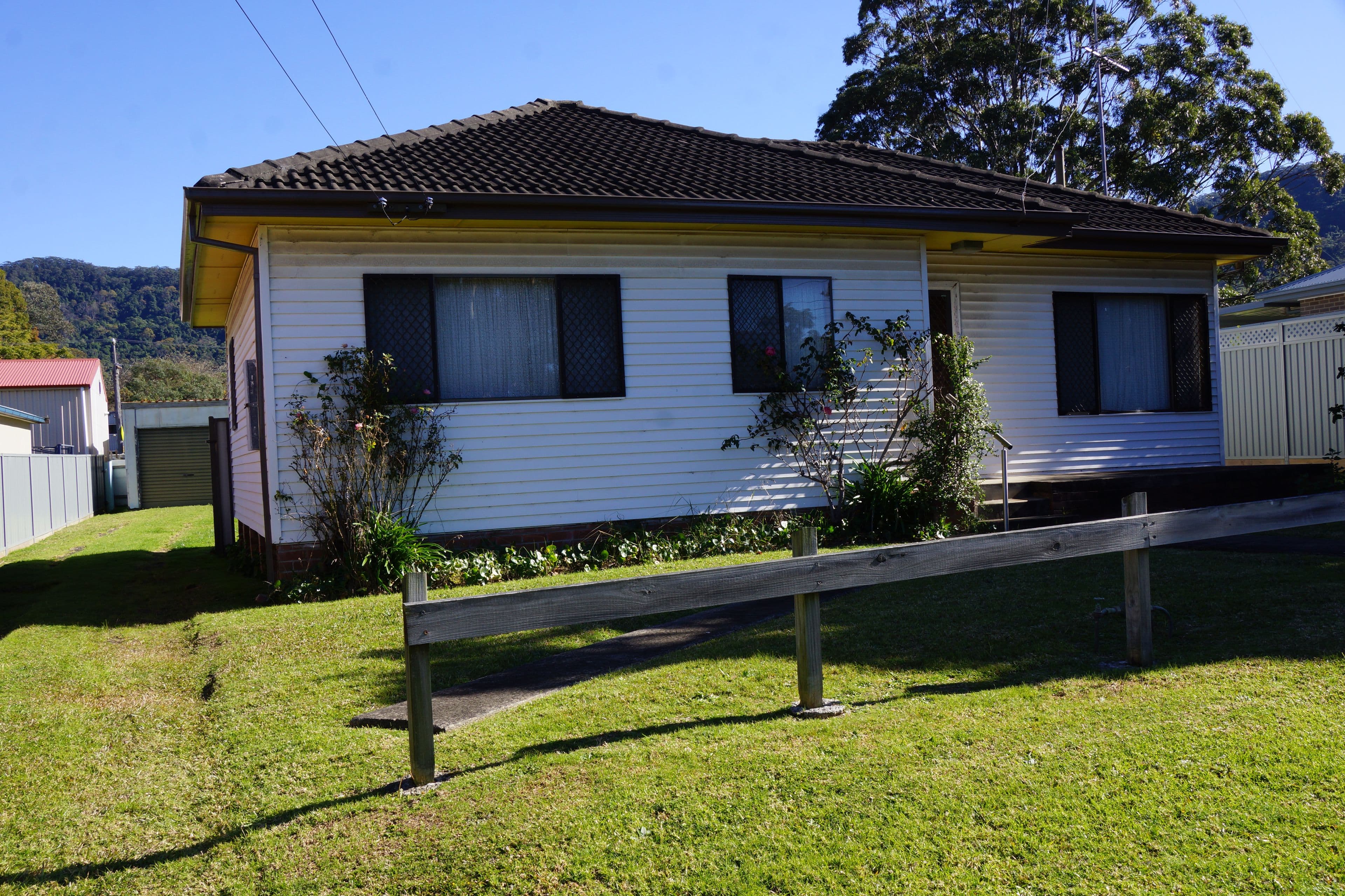 30 Buckland Street, Fernhill - Image 1