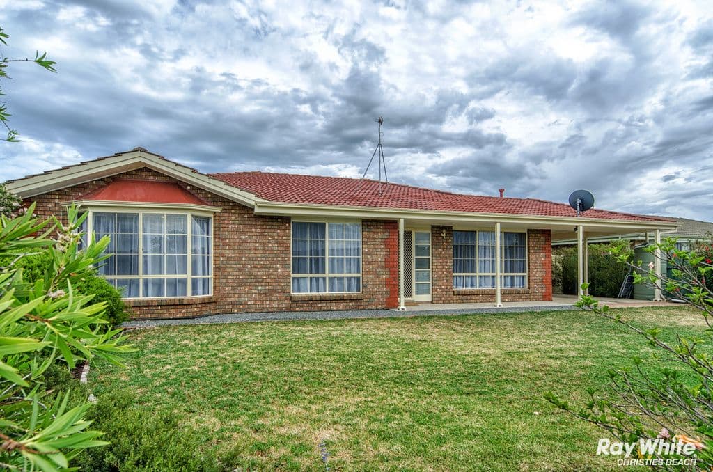 6 Featherstone Drive, Huntfield Heights SA 5163, Huntfield Heights - Image 1