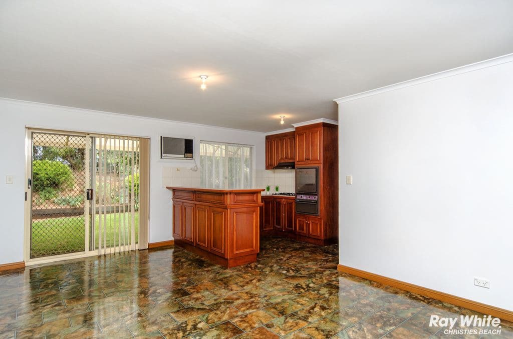 6 Featherstone Drive, Huntfield Heights SA 5163, Huntfield Heights - Thumbnail 6