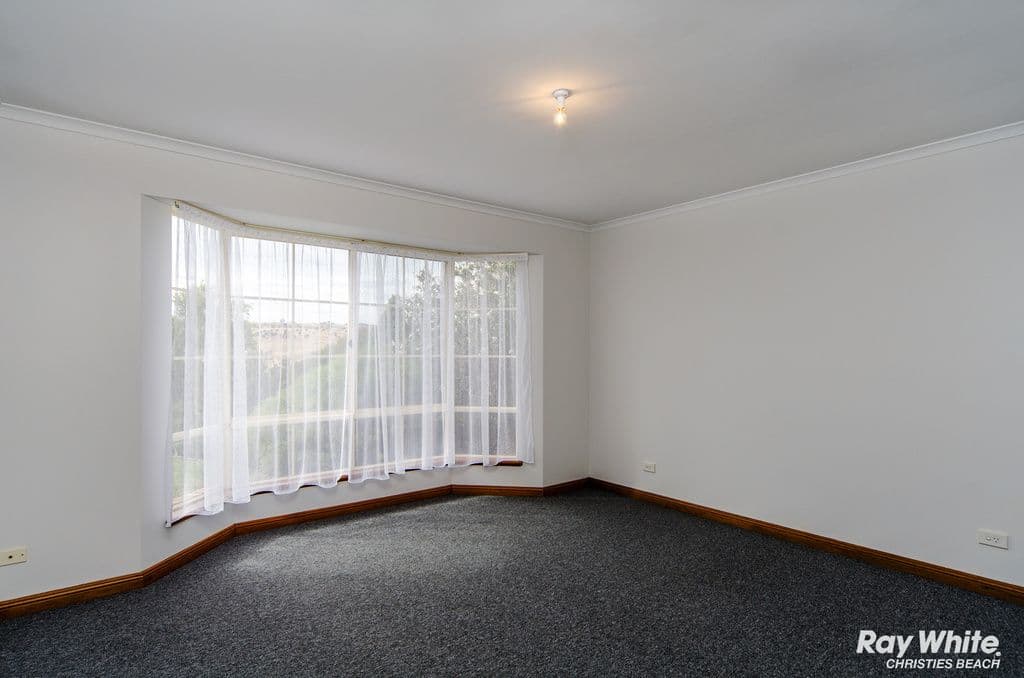 6 Featherstone Drive, Huntfield Heights SA 5163, Huntfield Heights - Thumbnail 8